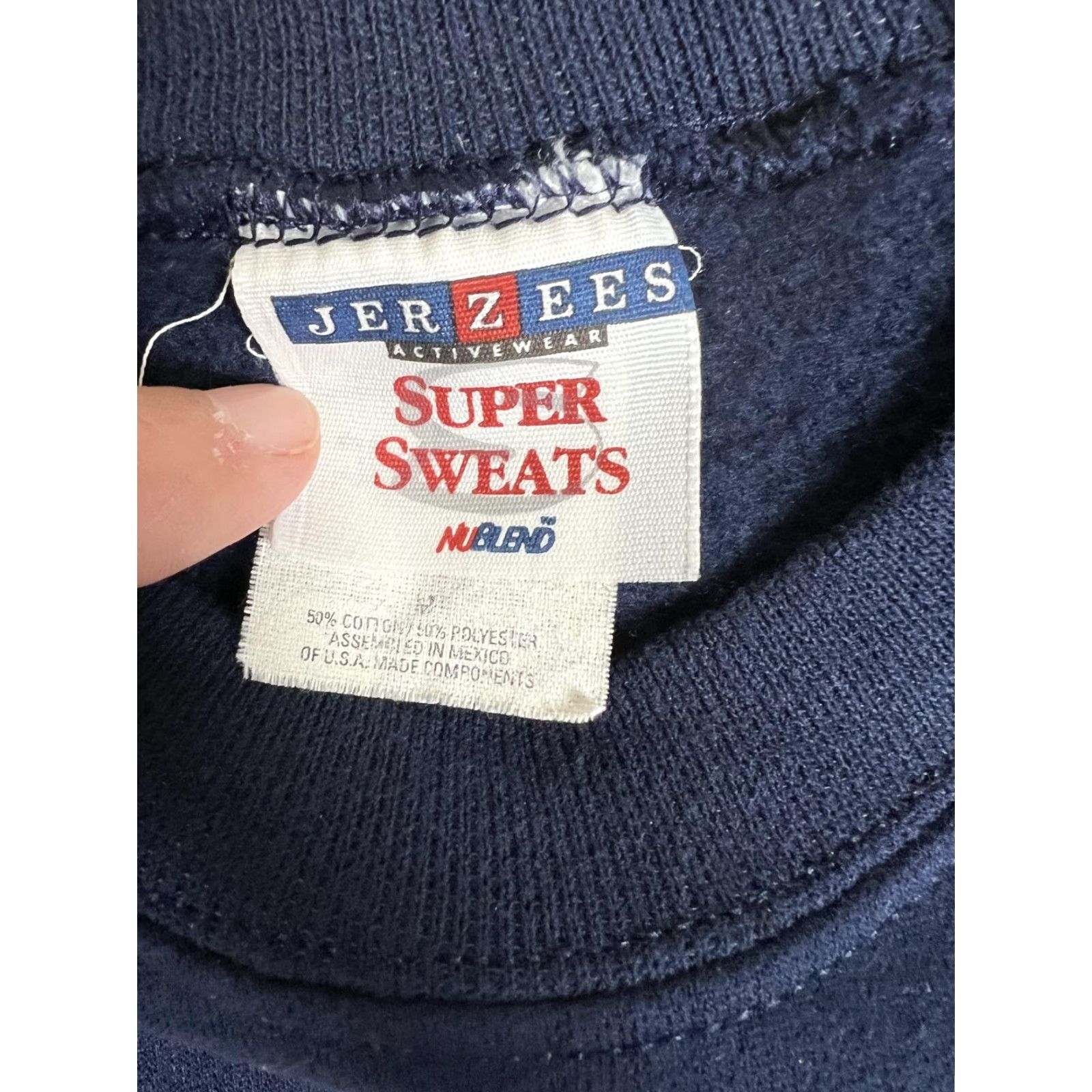Jerzees VINTAGE Jerzees Sweatshirt Navy Blue Mens L Crew Neck Graphic Print Coral Sea CV-43 The Ageless Warrior 1947 1990 Nautical Patriotic USA Size US L / EU 52-54 / 3 - 5 Thumbnail