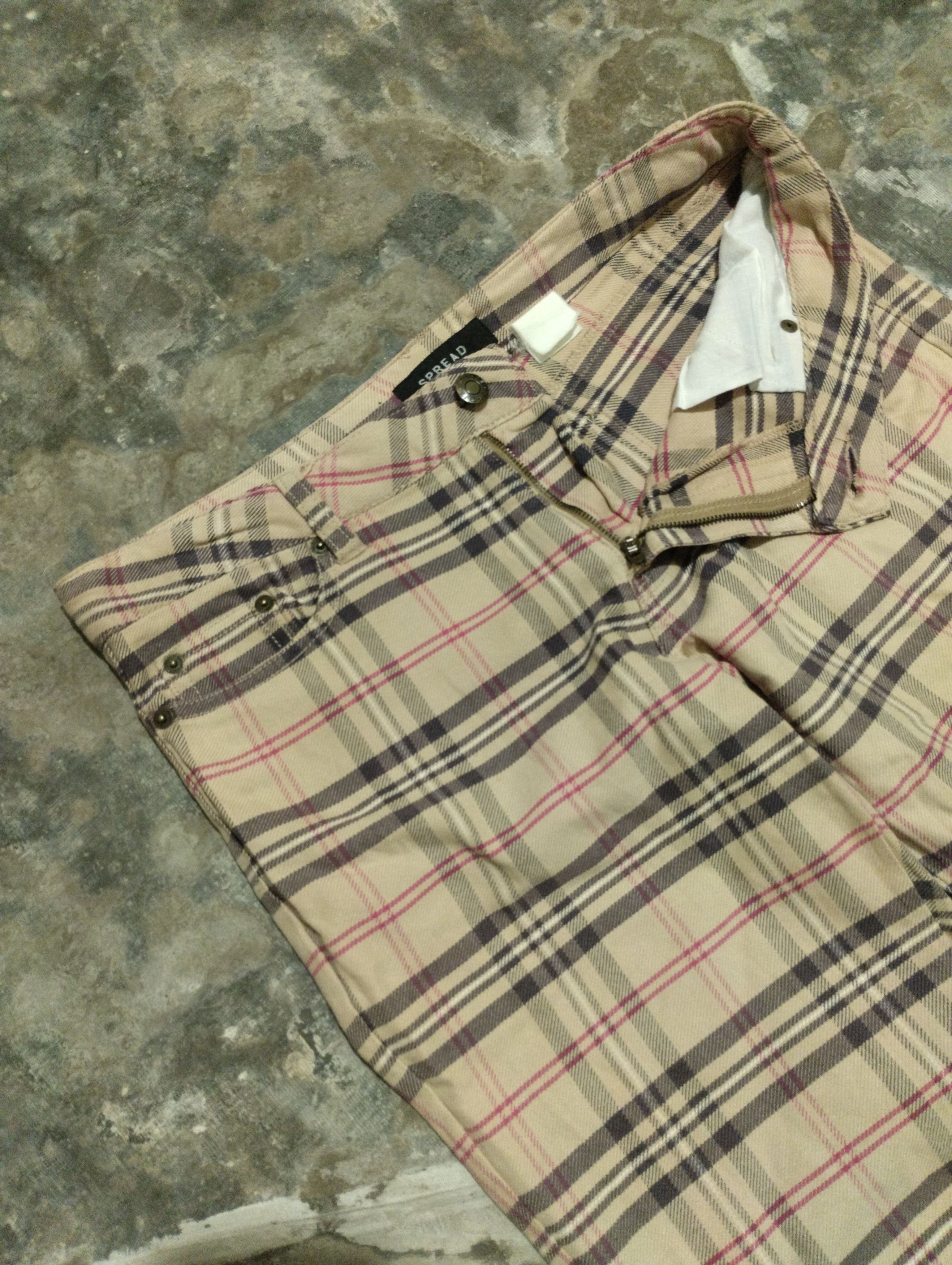 Japanese Brand Japanese Brand Spread Chekered Flare Pants Size US 33 - 5 Thumbnail