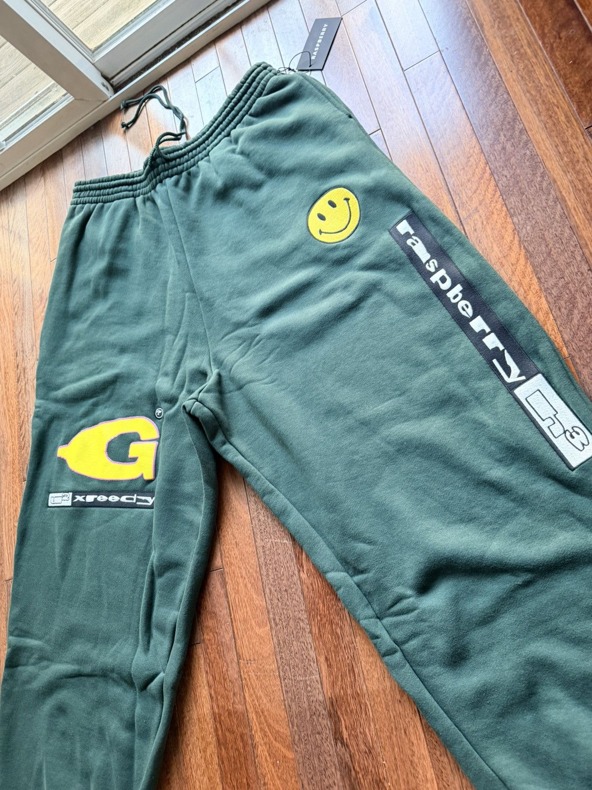 The GV Gallery GV Gallery Raspberry Hills Greedy Unit Garbage Sweatpants Size US 36 / EU 52 - 3 Thumbnail