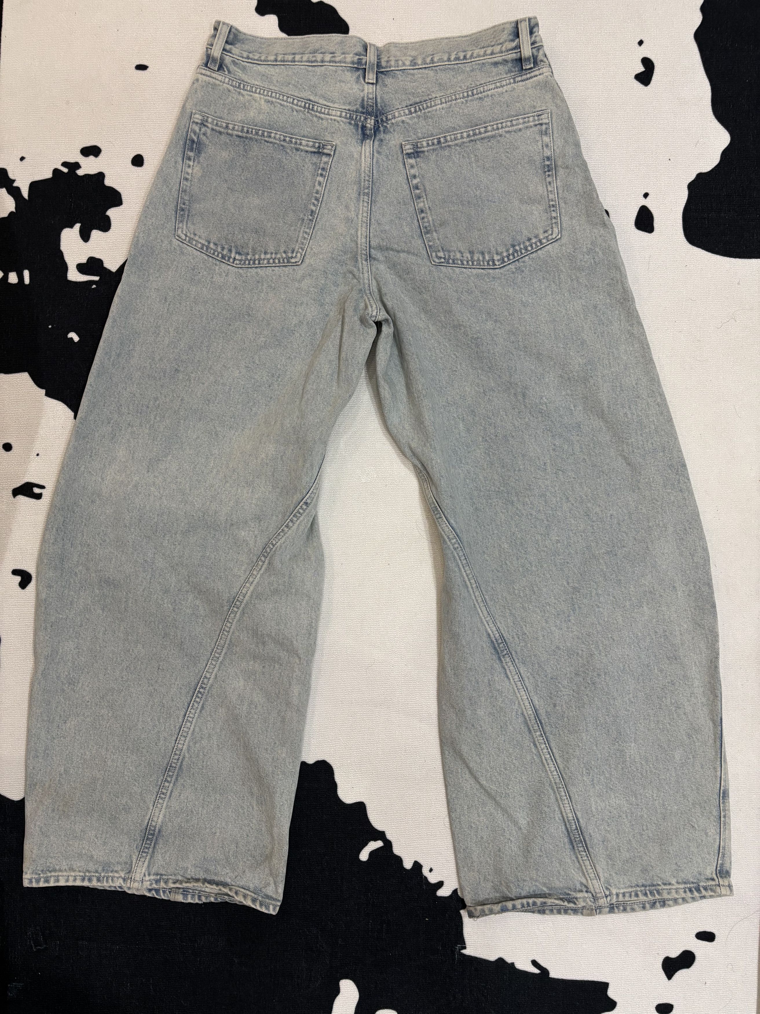 Cos Cos Twisted Barrel Leg Jeans Size US 30 / EU 46 - 3 Thumbnail
