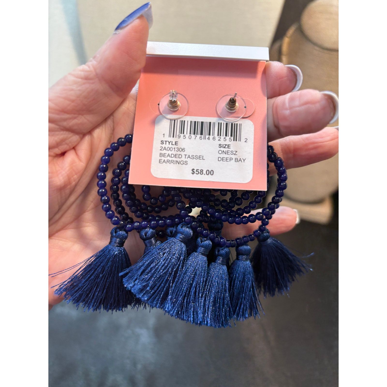 Other Vineyard Vines Deep Bay Beaded Tassel Earrings Statement Size ONE SIZE - 4 Thumbnail