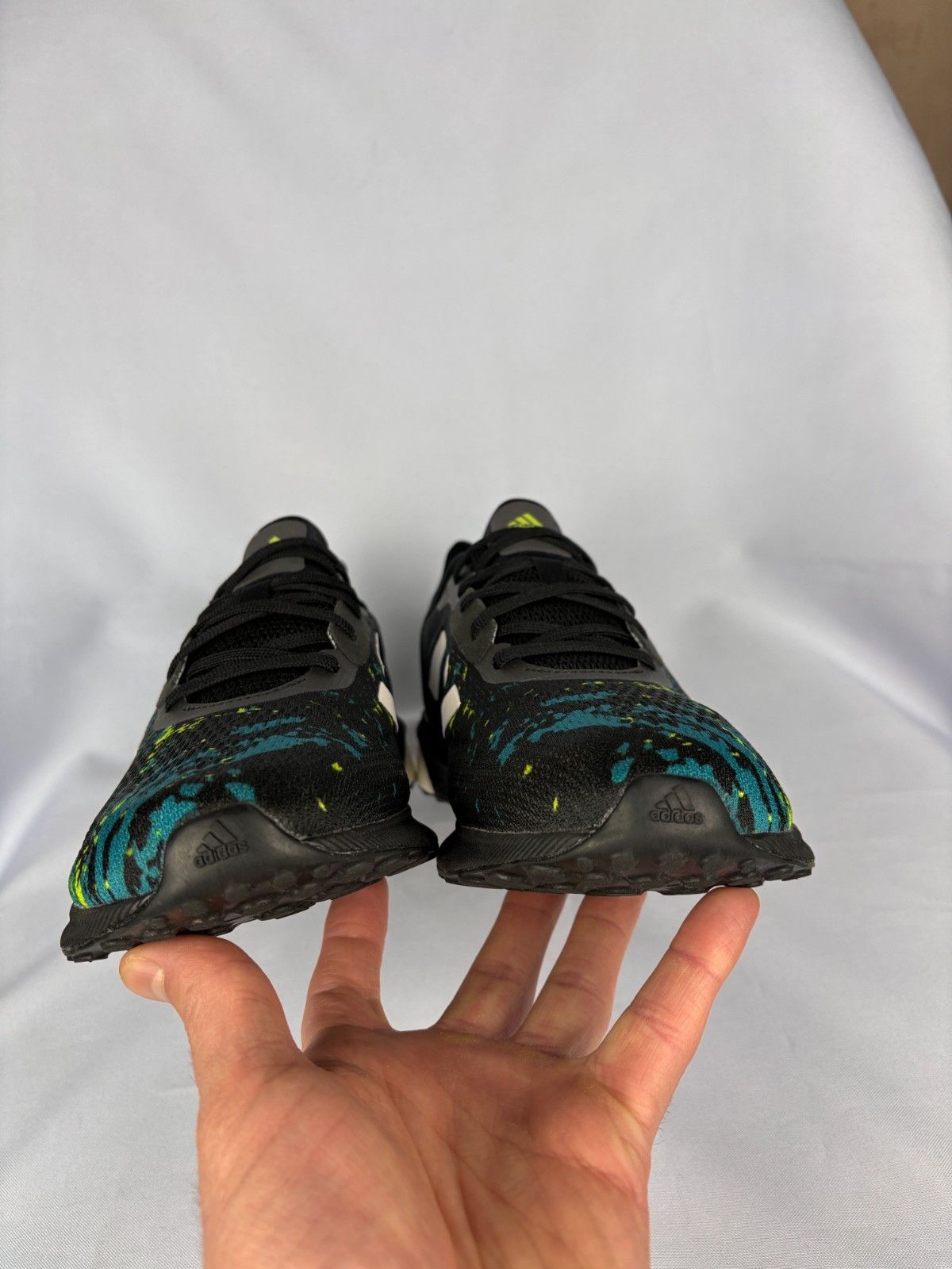 Adidas MINT! Adidas Astrarun Trainers Sneakers (FW5448) Size US 9 / EU 42 - 4 Thumbnail