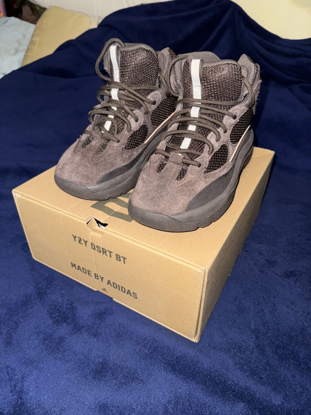 Yeezy YEEZY DSRT BT ‘OIL’ Size US 8.5 / EU 41-42 - 2 Thumbnail