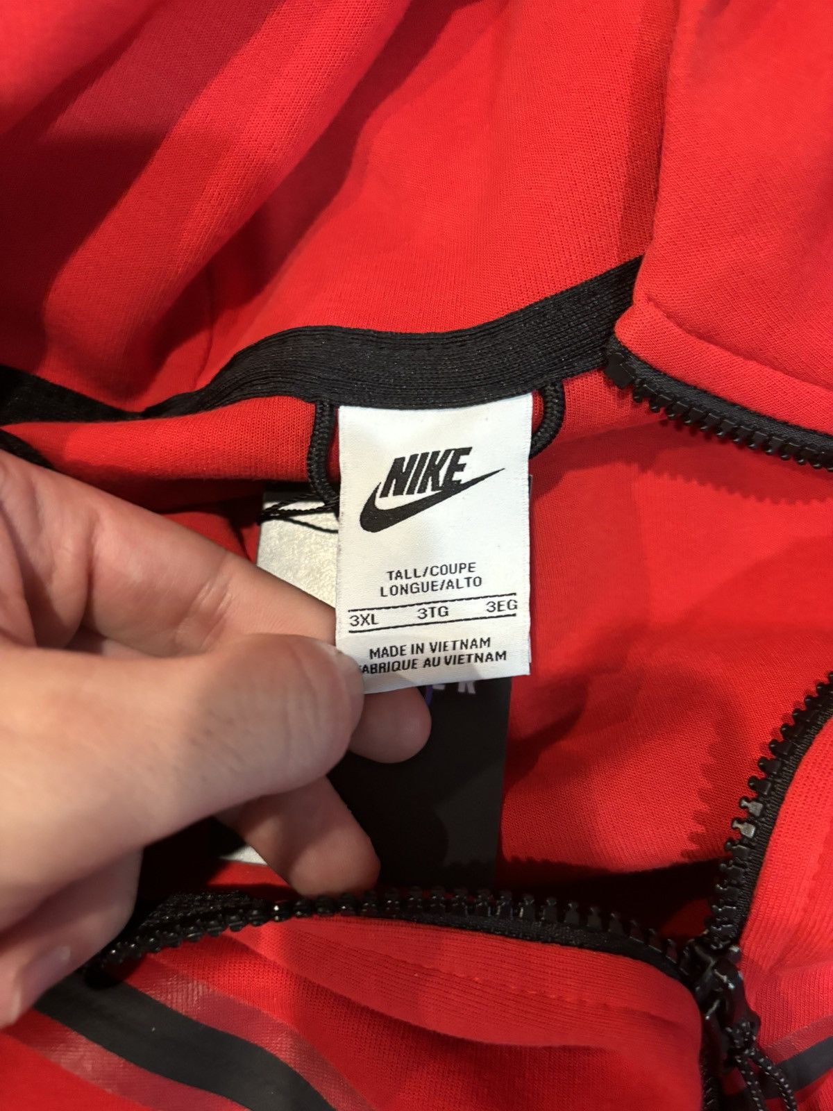 Nike Nike Tech Red Hoodie 3XL XXXL Size US XXL / EU 58 / 5 - 2 Thumbnail