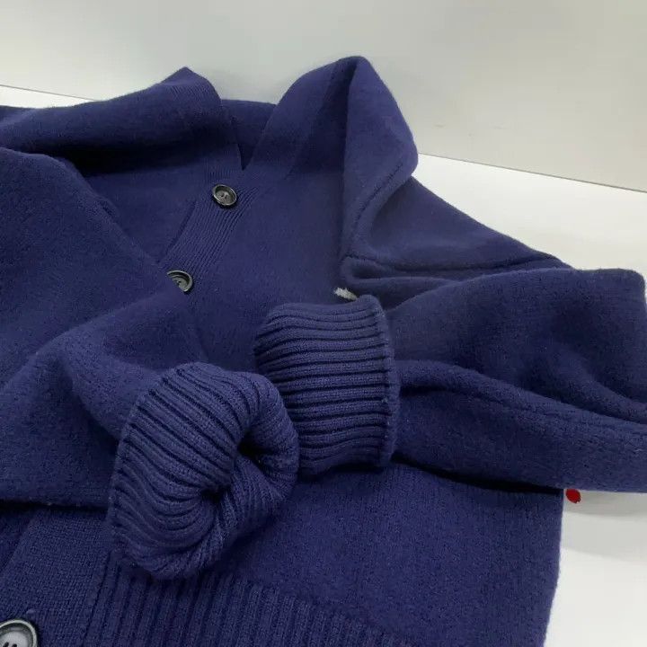 AMI AMIPARIS Casual V-neck Button Long Sleeve Sweater -2507 Size US L / EU 52-54 / 3 - 9 Thumbnail