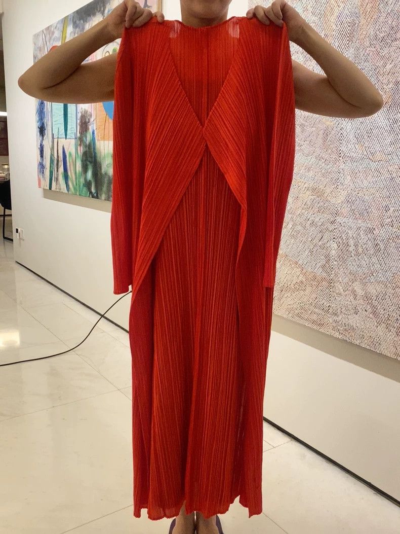Issey Miyake Issey Miyake Red pleated cardigan Size L / US 10 / IT 46 - 1 Thumbnail