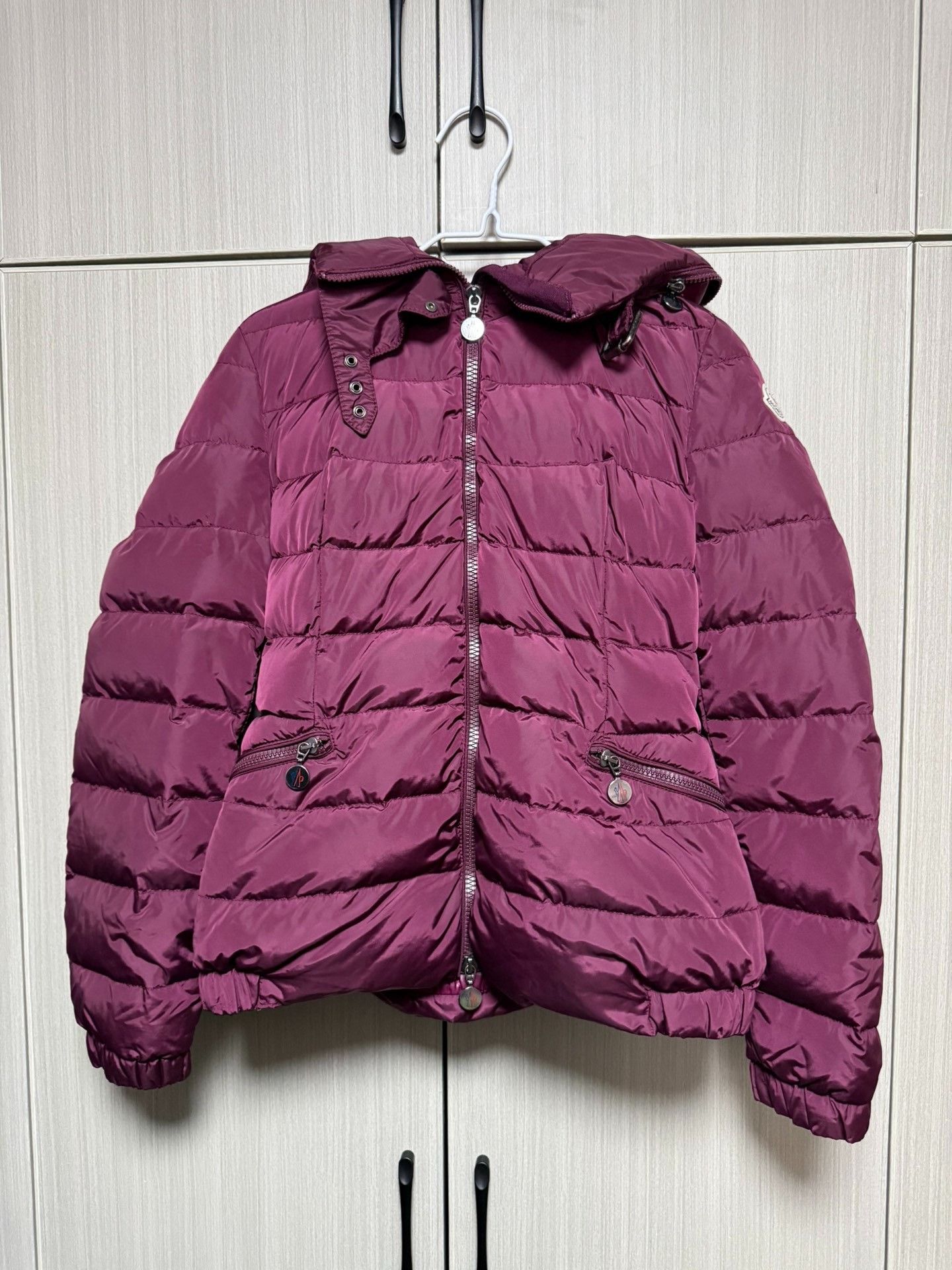 Moncler Moncler Down Multi Down Jacket M Women Size M / US 6-8 / IT 42-44 - 1 Thumbnail