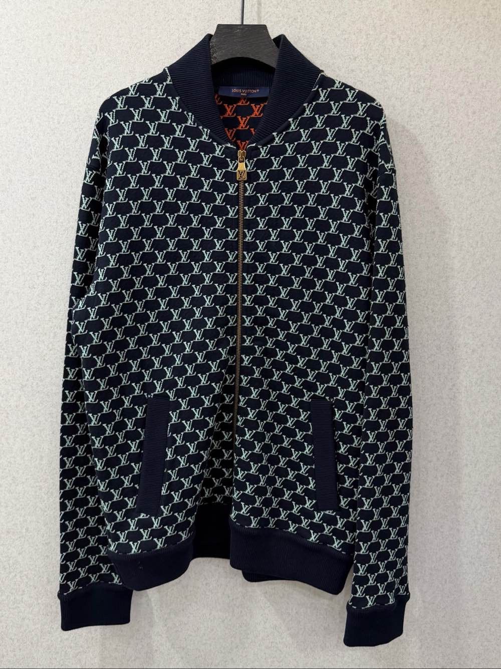 Louis Vuitton Louis Vuitton Monogram Knit Zip Up Bomber Size M Size US M / EU 48-50 / 2 - 1 Thumbnail