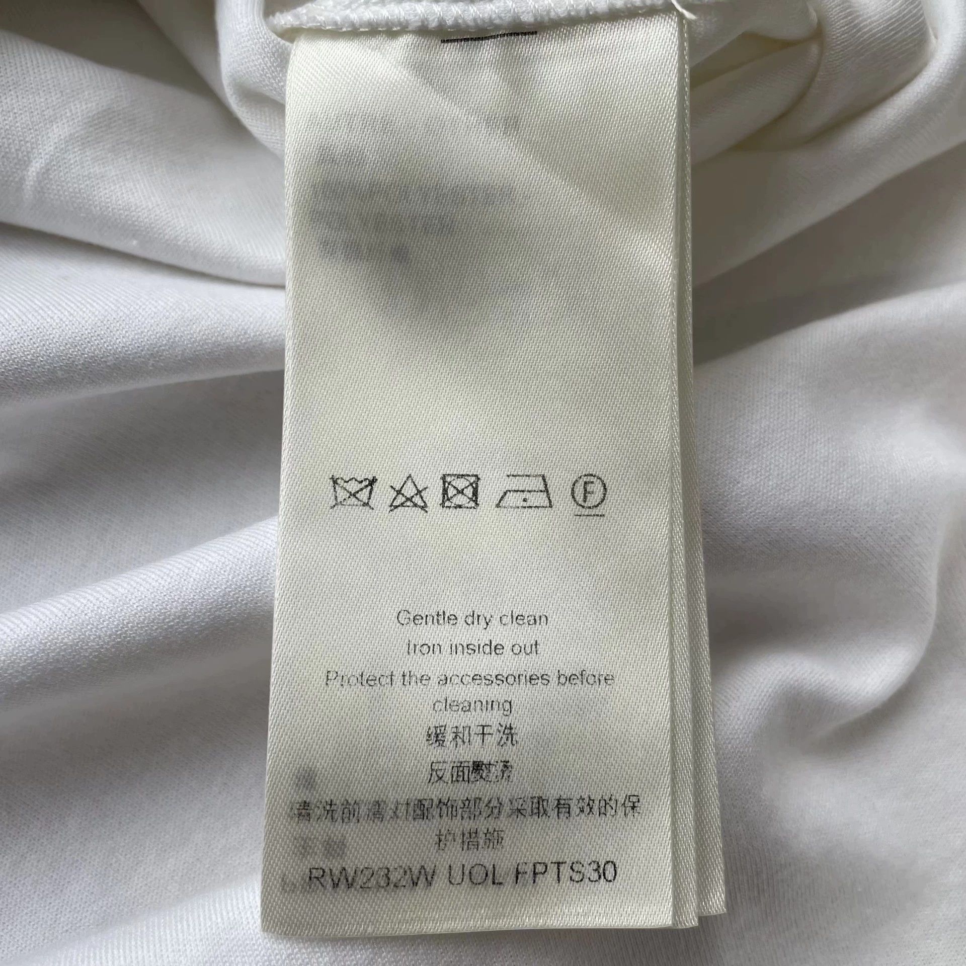 Louis Vuitton LV SS23 Logo Crewneck Short Tee Women's White L Size L / US 10 / IT 46 - 6 Thumbnail