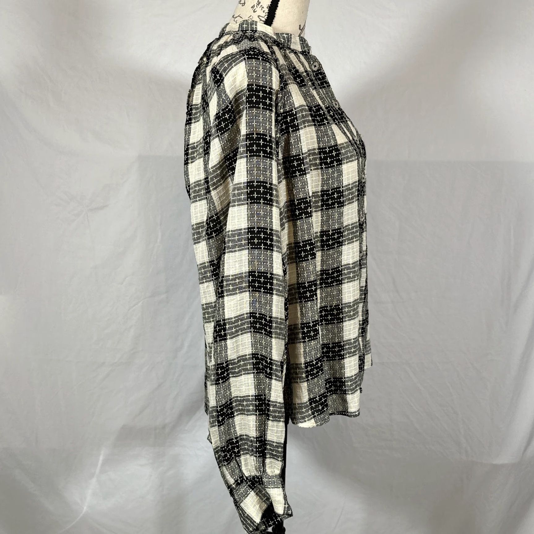 Vintage VINTAGE Pilcro Anthropologie Shirt Womens XL Black Plaid Ruffle Collar Long Sleeve Button-Front Knit Lightweight All Seasons Womens XL Size XL / US 12-14 / IT 48-50 - 7 Thumbnail
