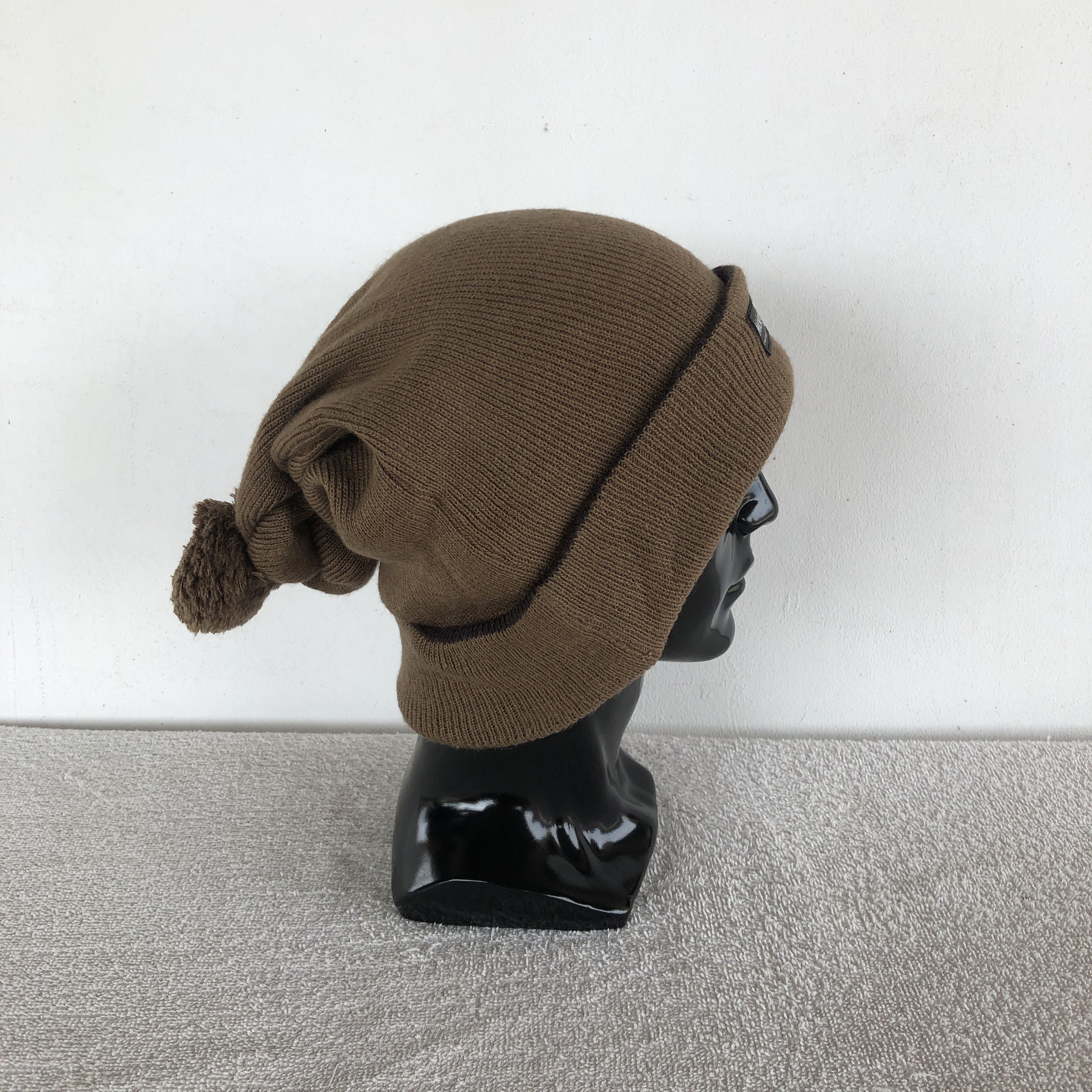 Disney Vintage 90s Mickey Mouse Beanie Disney Cartoon Snow Caps Hat Size ONE SIZE - 3 Thumbnail