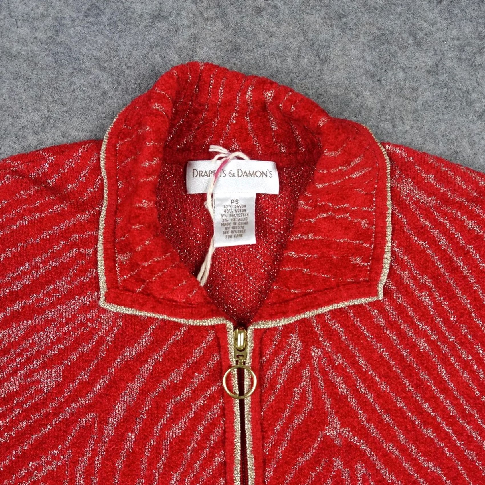 Vintage VINTAGE Drapers & Damons Sweater Womens Petites Small Red Full Zip Knit Spike Zipper Pattern Striped Knitwear Modern? Size S / US 4 / IT 40 - 2 Thumbnail