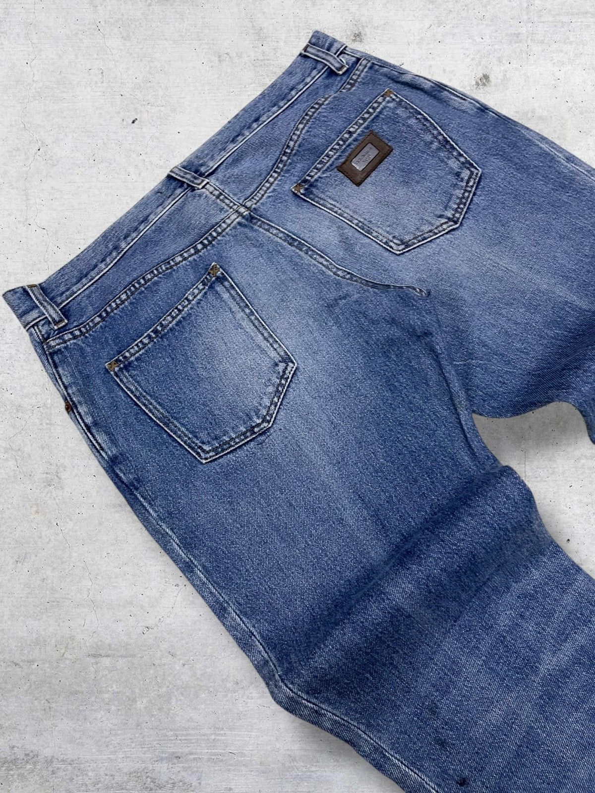 Dolce & Gabbana VINTAGE DOLCE & GABBANA ORIGINAL DISTRESSED BLUEWASH DENIM Size US 34 / EU 50 - 14 Thumbnail