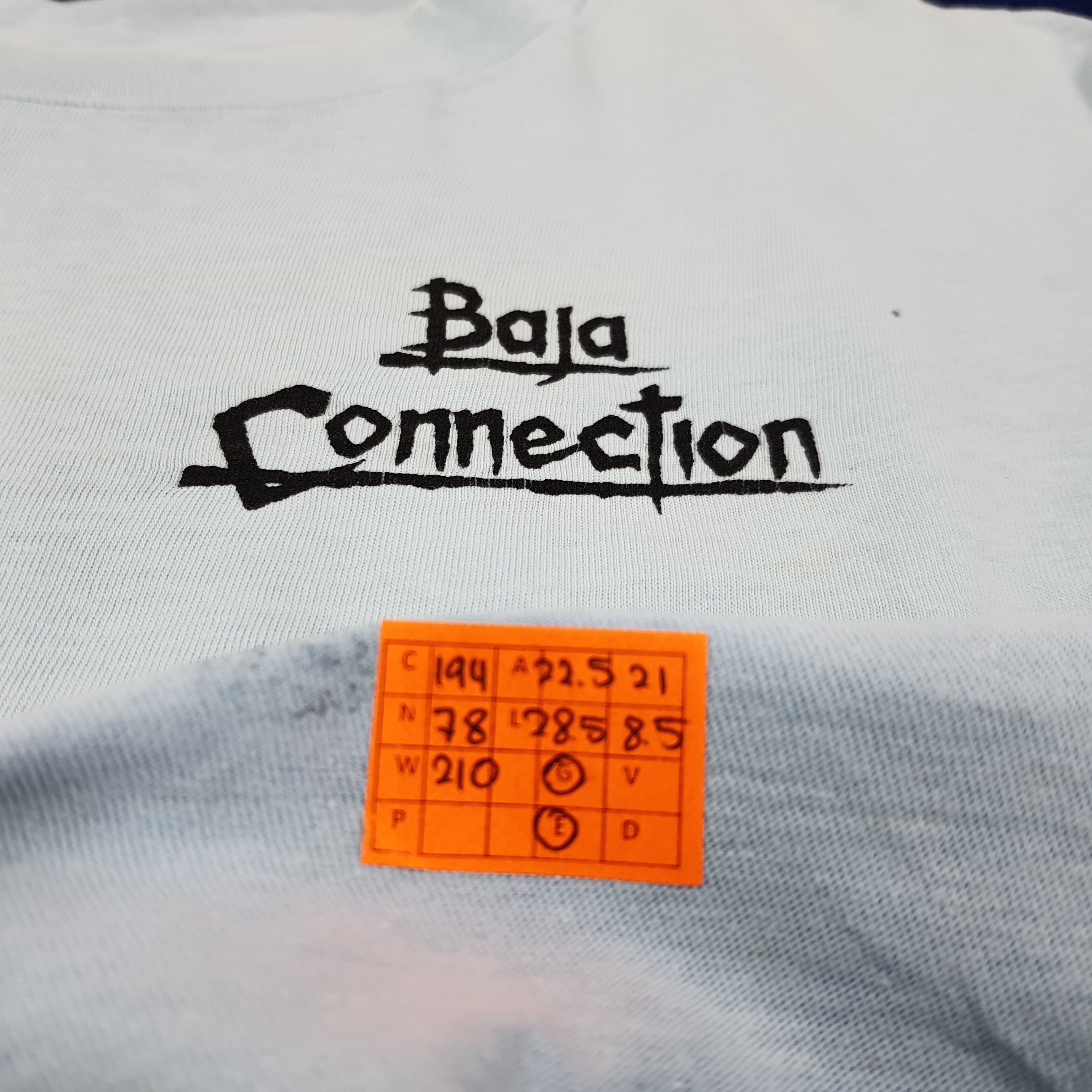 Vintage Vintage Baja Connection Surf Travel Company Tshirt Size US L / EU 52-54 / 3 - 8 Thumbnail