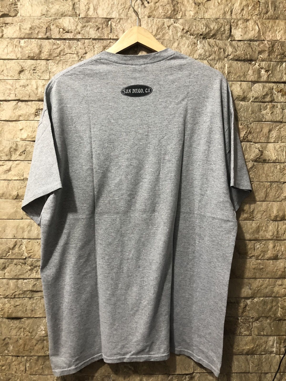 Gildan Hooters San Diego CA T Shirt Size US XL / EU 56 / 4 - 3 Thumbnail