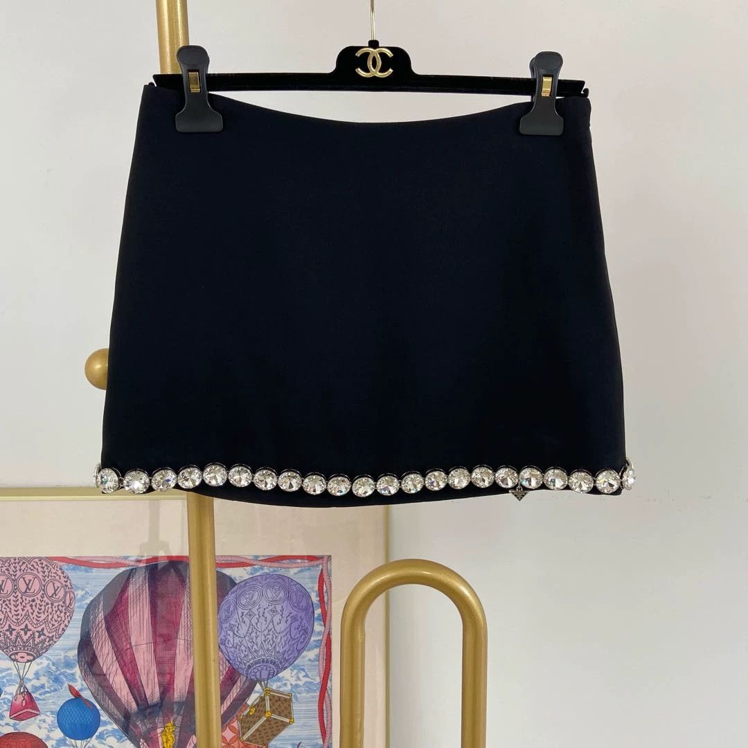 Prada Prada crystal black skirt IT 38 Size 26" / US 2 / IT 38 - 2 Thumbnail