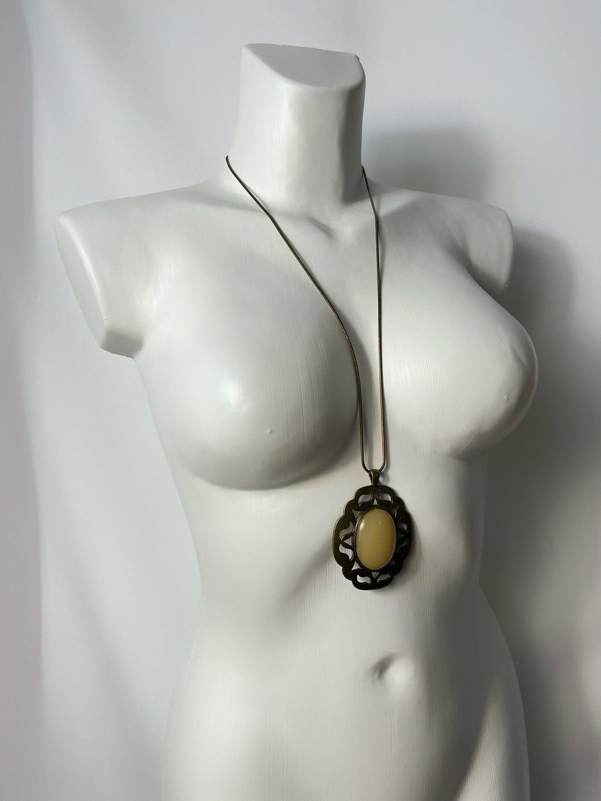 Jewelry × Vintage Vintage Amber Pendant Necklace Size ONE SIZE - 7 Thumbnail