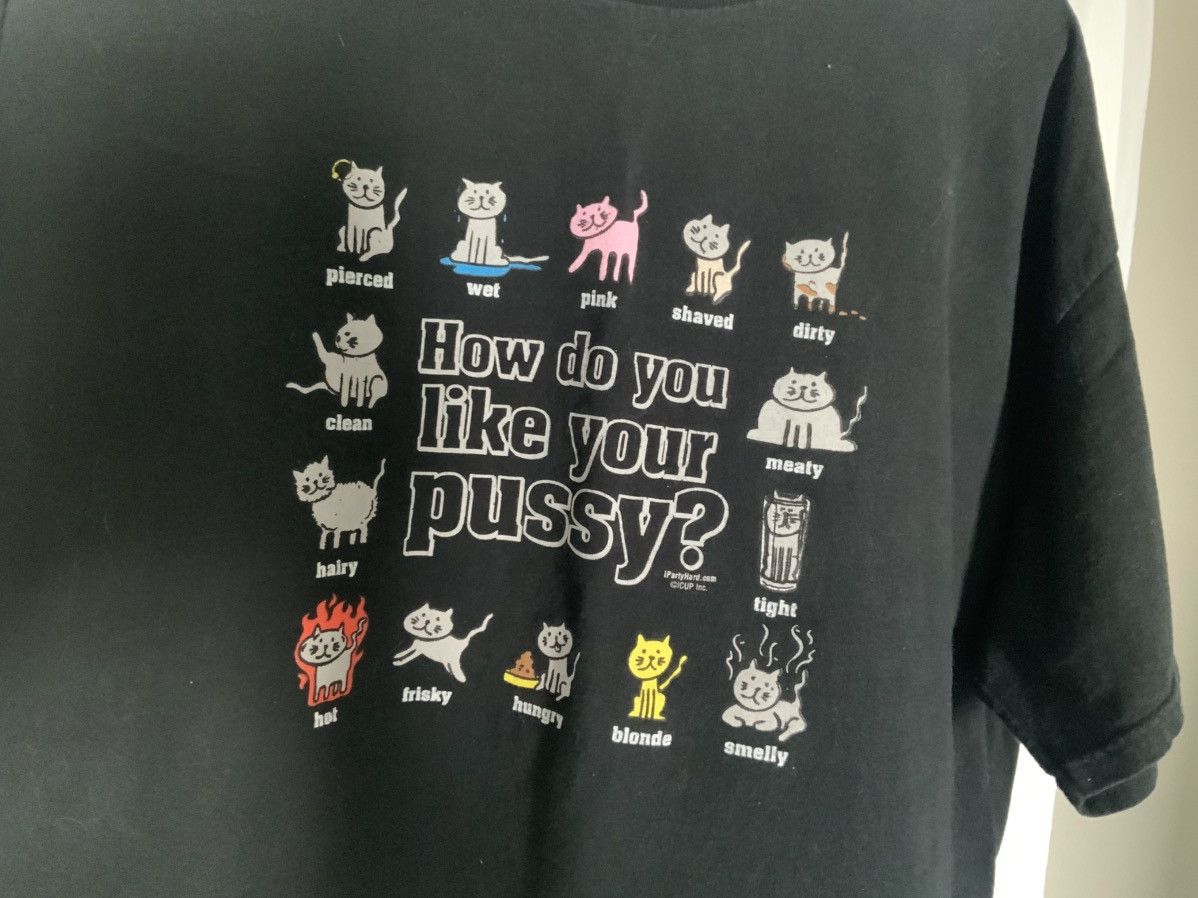 Vintage How do you like your pussy? Size US XL / EU 56 / 4 - 2 Thumbnail