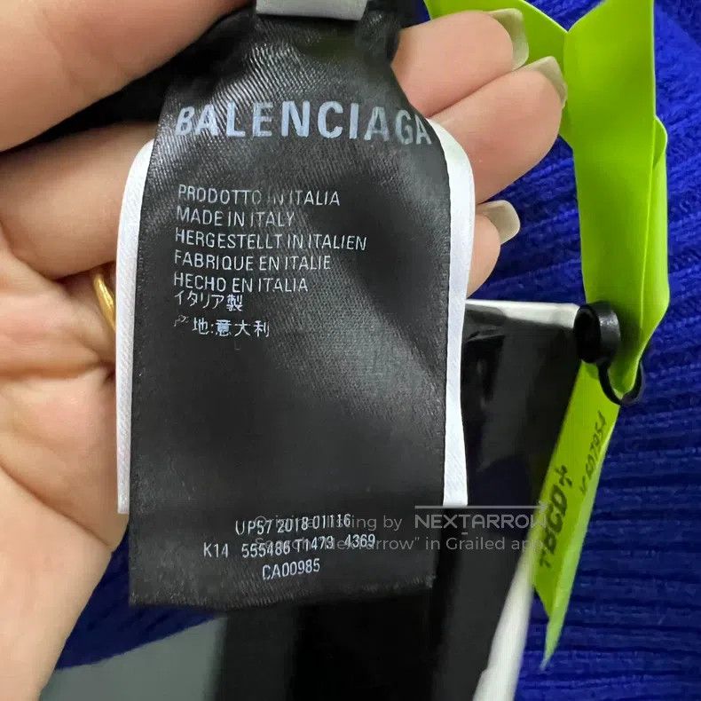 Balenciaga Balenciaga Blue Bullet Screen Logo Sweater Size US XS / EU 42 / 0 - 5 Thumbnail