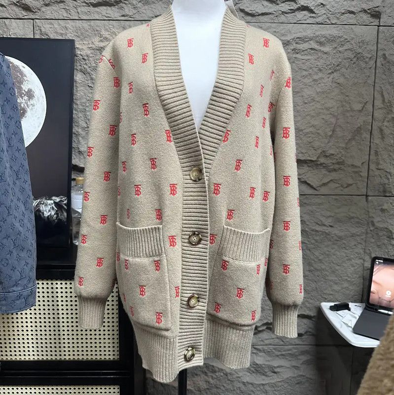 Burberry Burberry Khaki Wool Ladies Cardigan Size S / US 4 / IT 40 - 1 Thumbnail