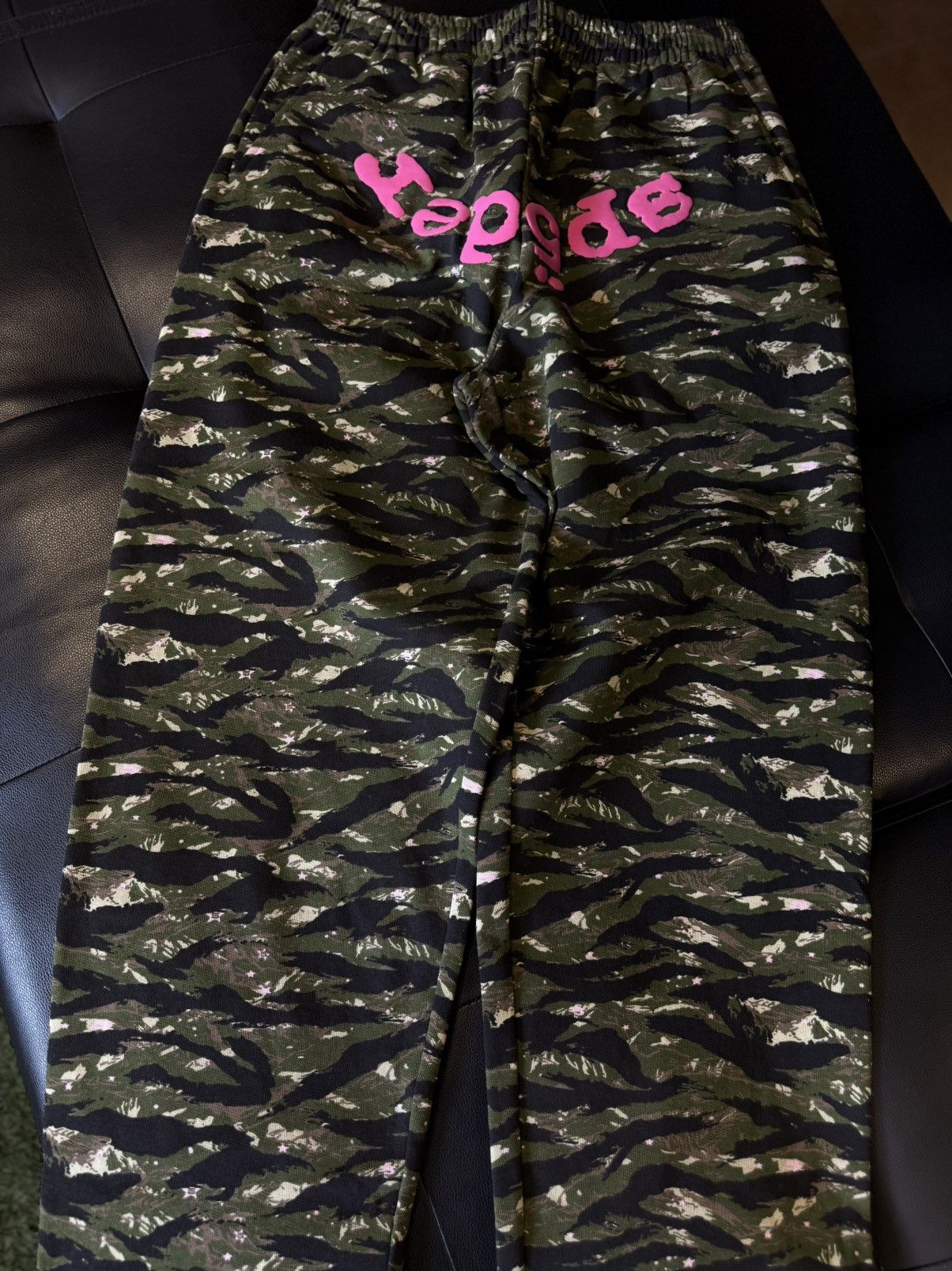 Sp5der Sp5der Worldwide Camo/Pink Sweatpants Size M (NEW) Size US 31 - 3 Thumbnail