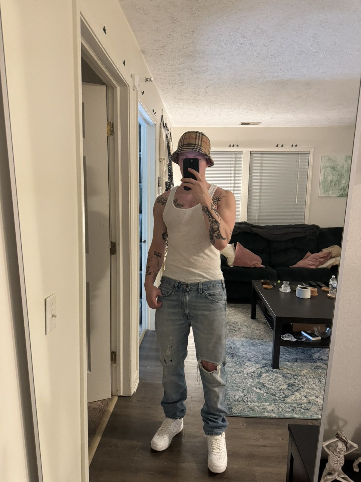Vintage VINTAGE THRASHED LEVI'S 609 DENIM Size US 33 - 10 Thumbnail