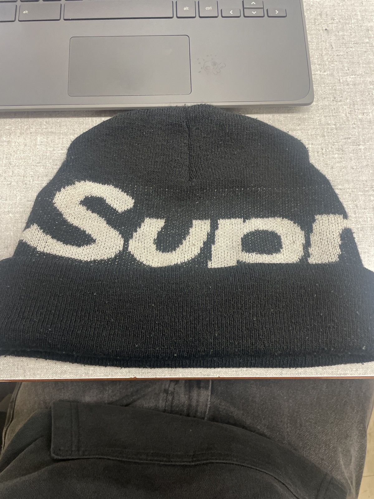 Supreme Supreme Big Logo Size ONE SIZE - 1 Thumbnail