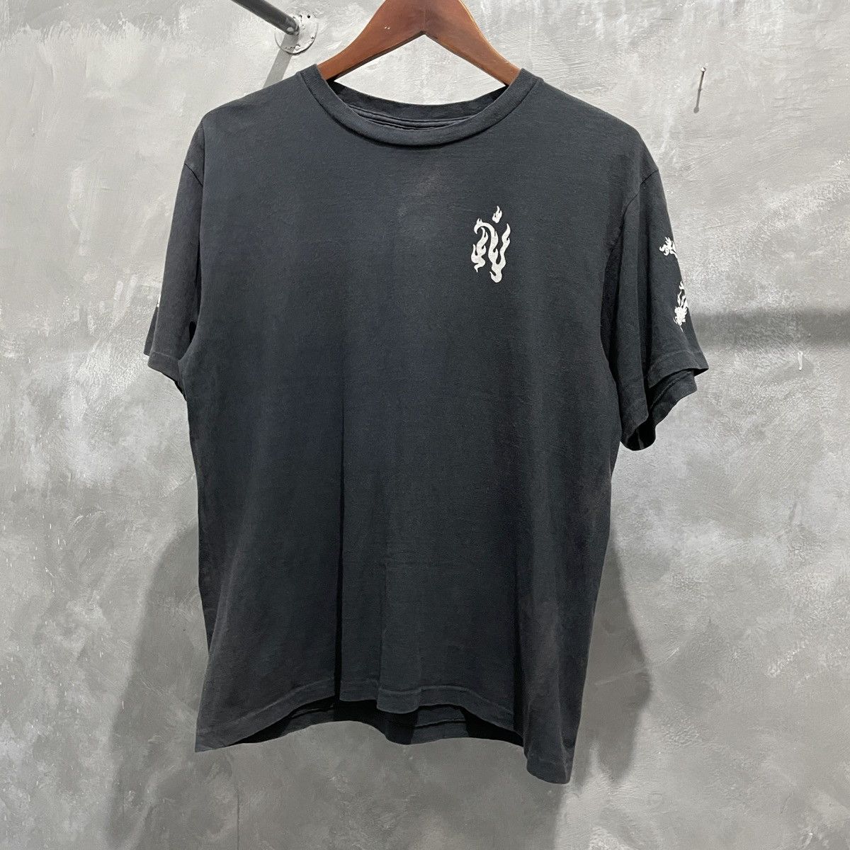 Vintage Rare Vintage 90s Faded Black T Shirt Japanese Ancient Size US M / EU 48-50 / 2 - 1 Thumbnail