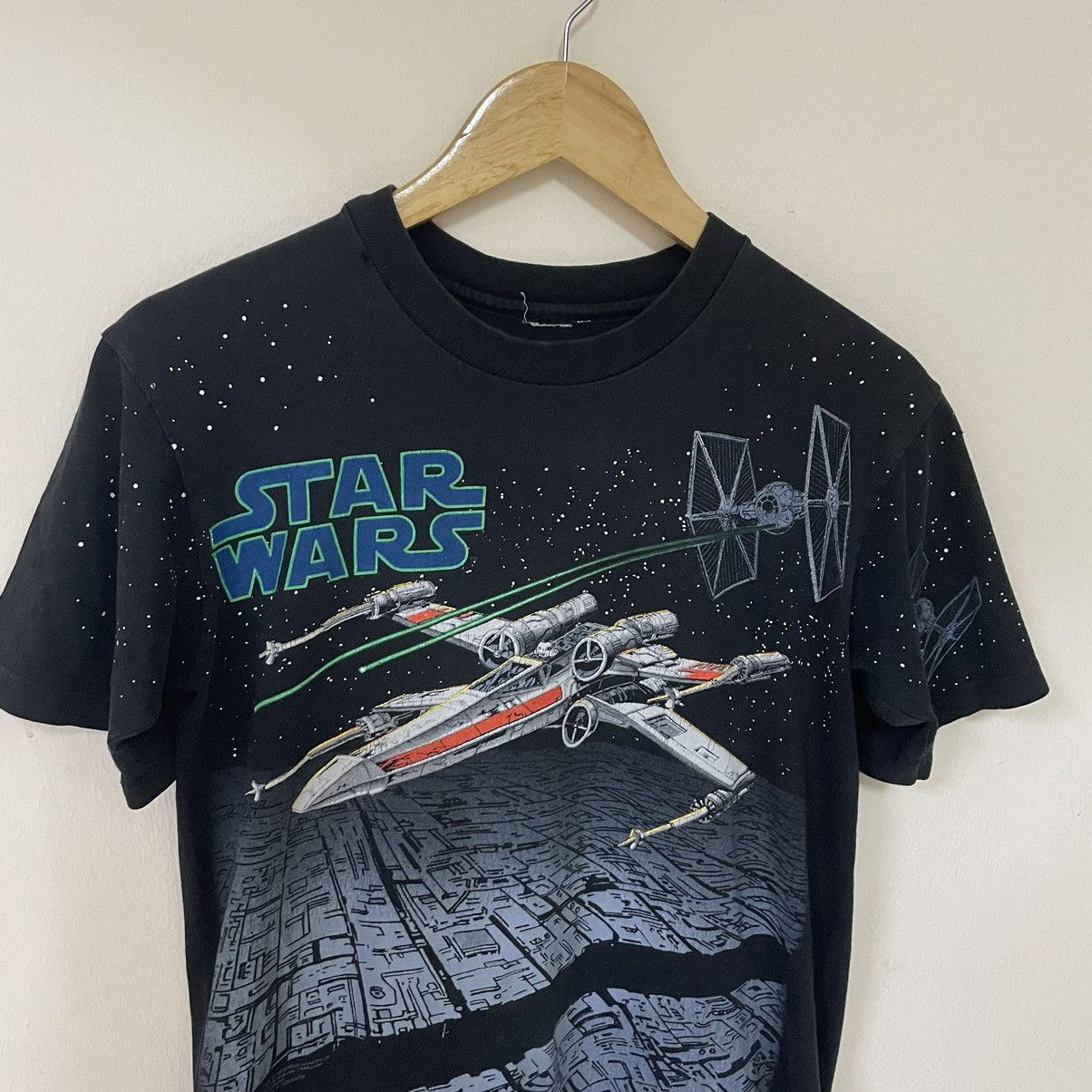 Vintage Vintage 1996 Star Wars tee. Collectible! Single stitch. Size US S / EU 44-46 / 1 - 3 Thumbnail
