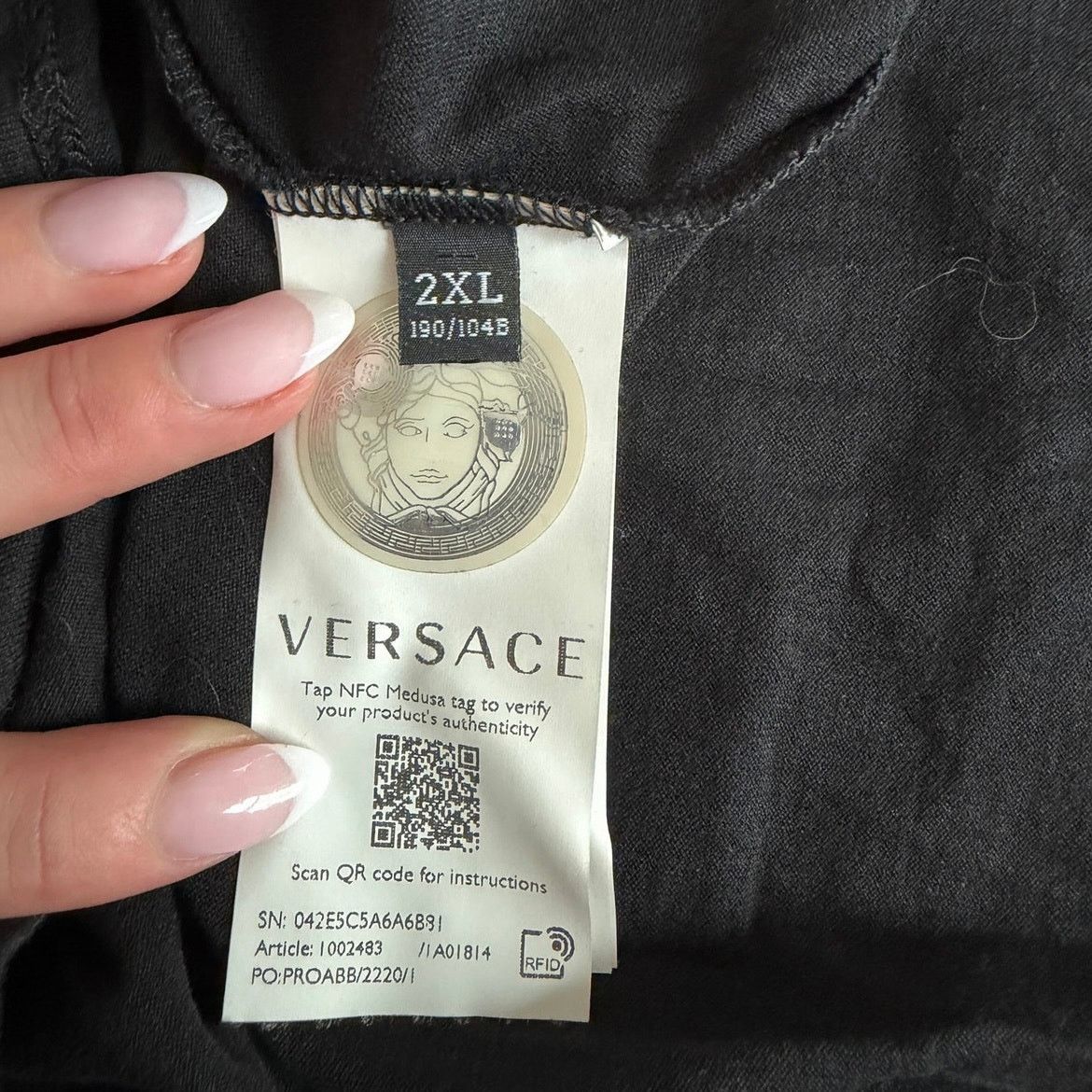 Versace Versace Black Logo T-Shirt 2XL Embroidered NFC Authentic Tee Size US XXL / EU 58 / 5 - 4 Thumbnail