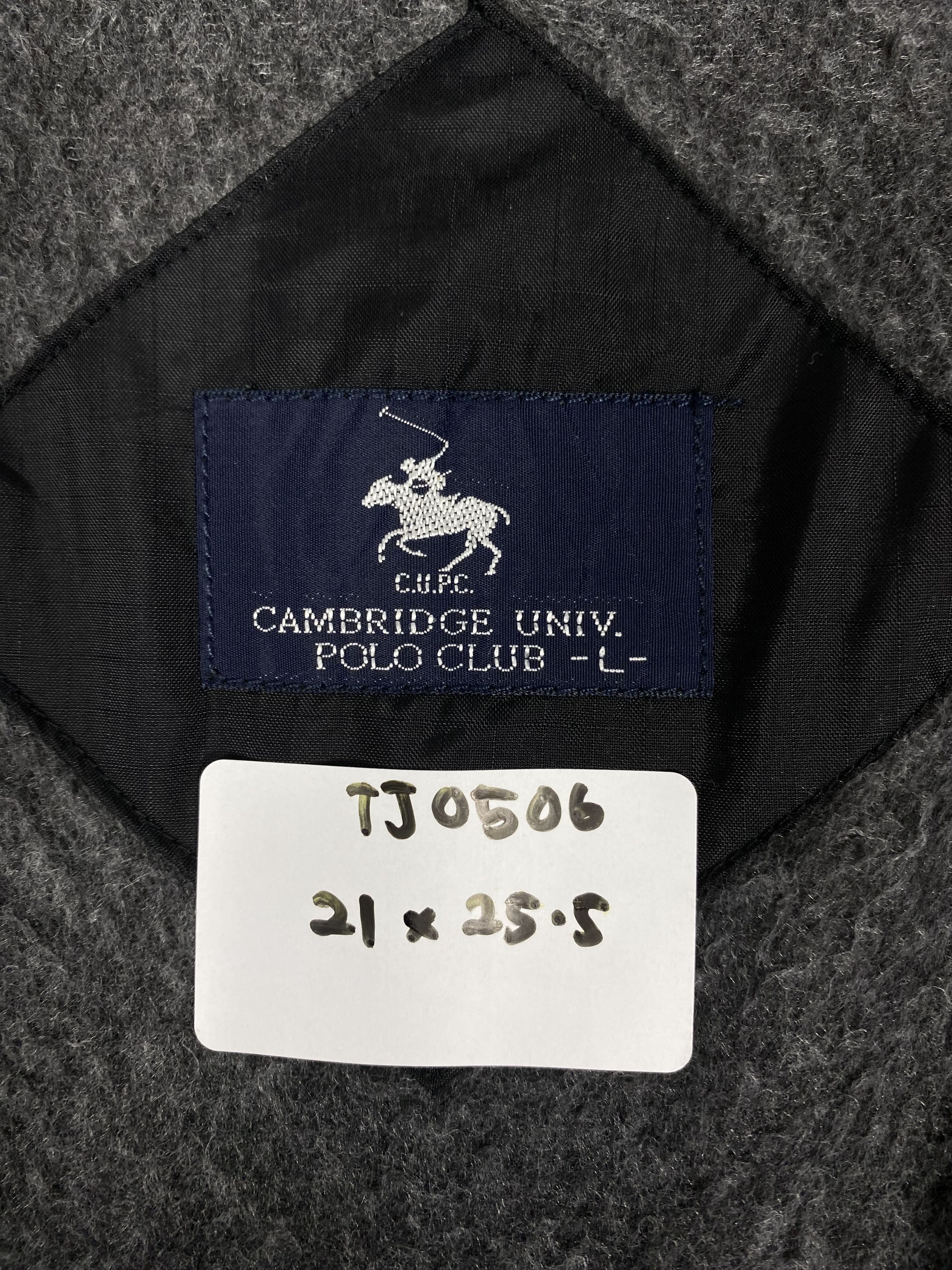 Japanese Brand Vintage Cambridge Univ Polo Club Nylon Zip Up Vest Size US L / EU 52-54 / 3 - 8 Thumbnail