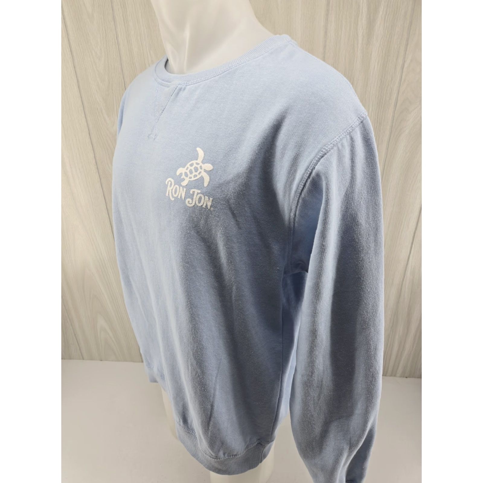 Ron Jon Surf Shop VINTAGE Ron Jon Surf Shop Crewneck Sweatshirt Blue XL Pullover Mens Shirt Size US XL / EU 56 / 4 - 5 Thumbnail