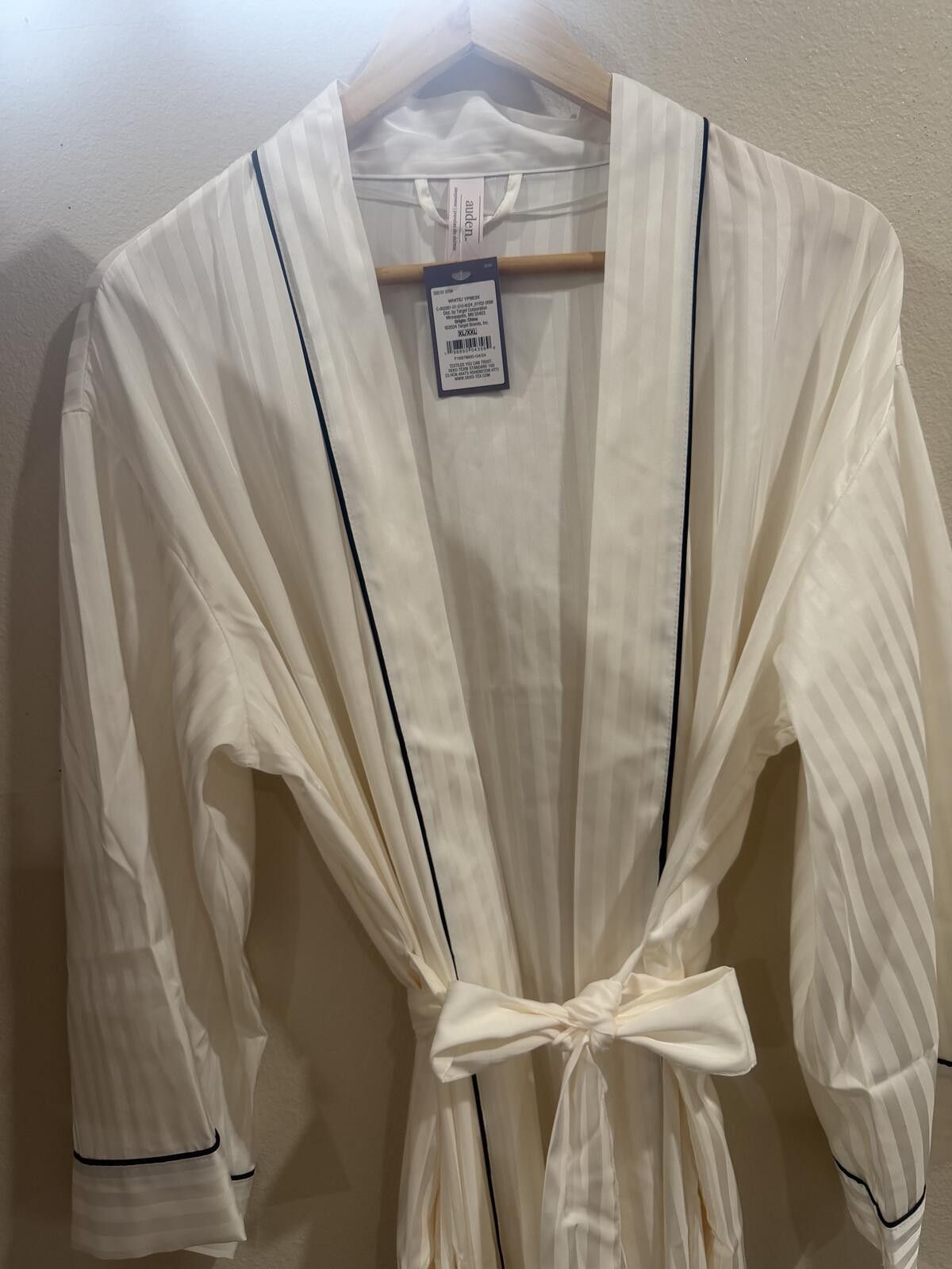 Alden Women's Luxury Collection Striped Long Satin Robe Auden Size ONE SIZE - 6 Thumbnail