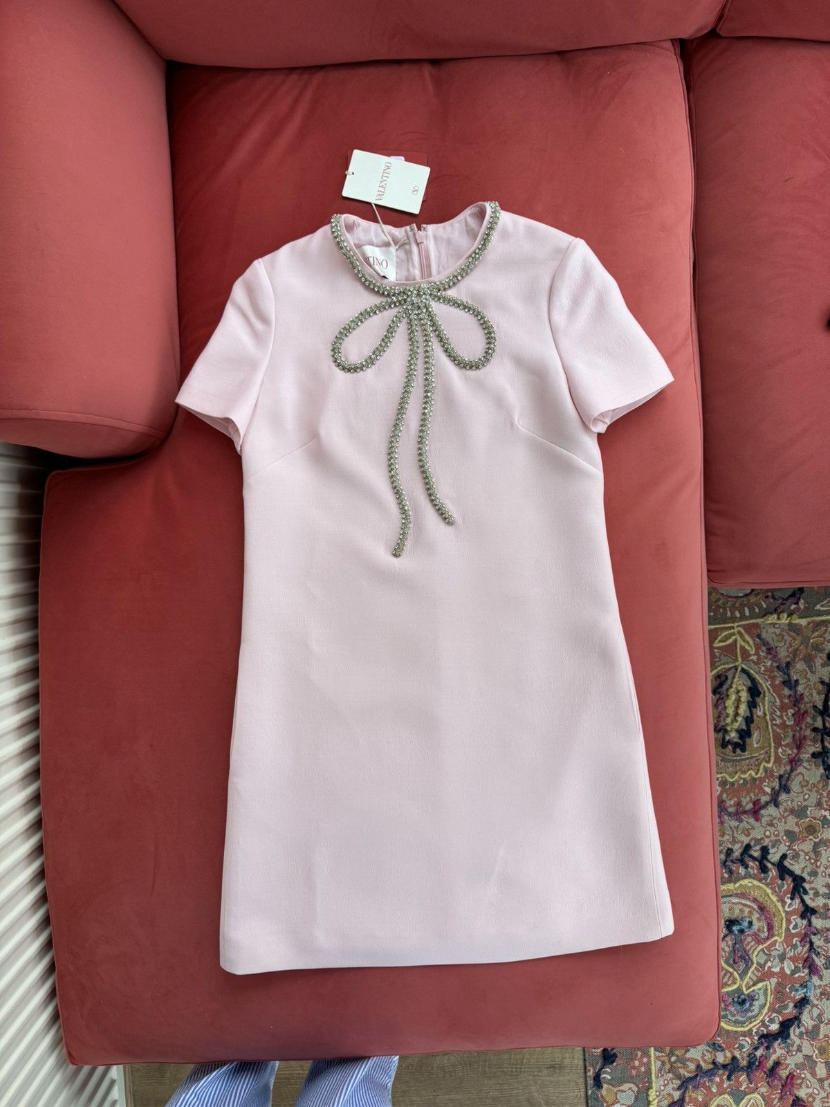 Valentino Valentino wool+silk crepe couture crystal bow pink dress, 40 Size S / US 4 / IT 40 - 15 Thumbnail