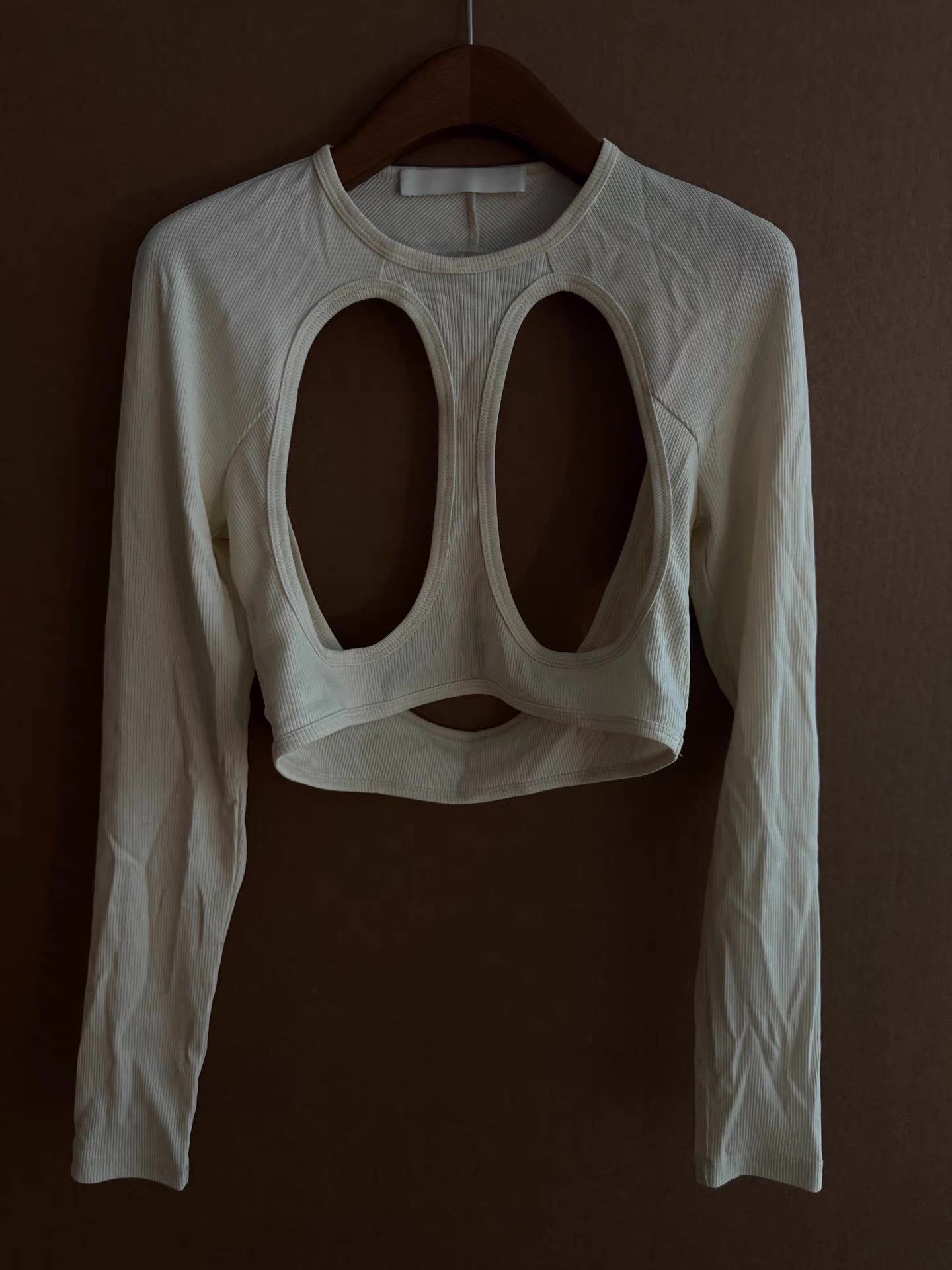 Dion Lee Dion Lee White Cutout Top Q15 Size US L / EU 52-54 / 3 - 3 Thumbnail
