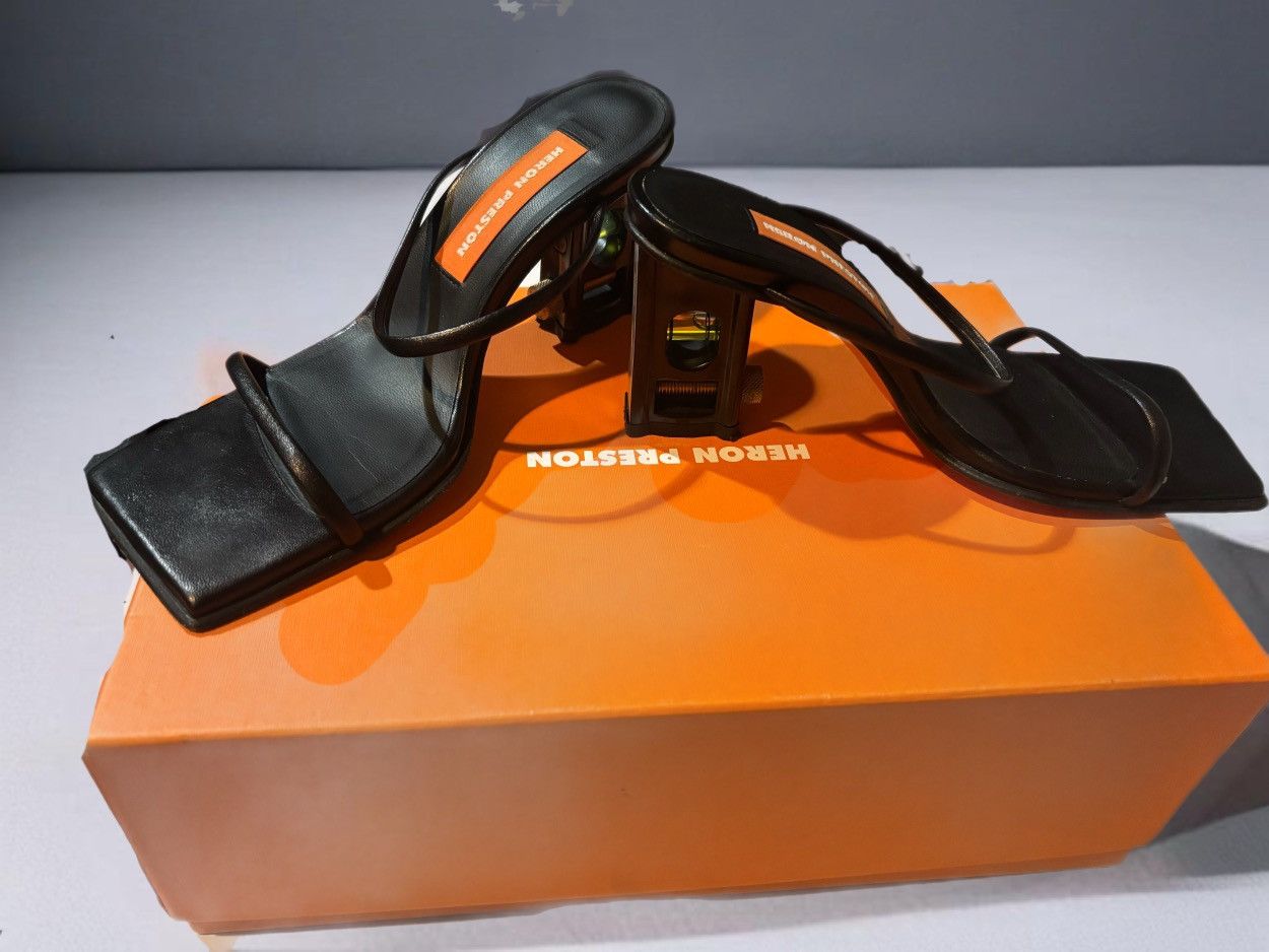 Heron Preston HERON PRESTON LEVEL-HEEL BLACK SANDALS SIZE 6.5 WOMEN 37 Size US 6.5 / IT 36.5 - 2 Thumbnail