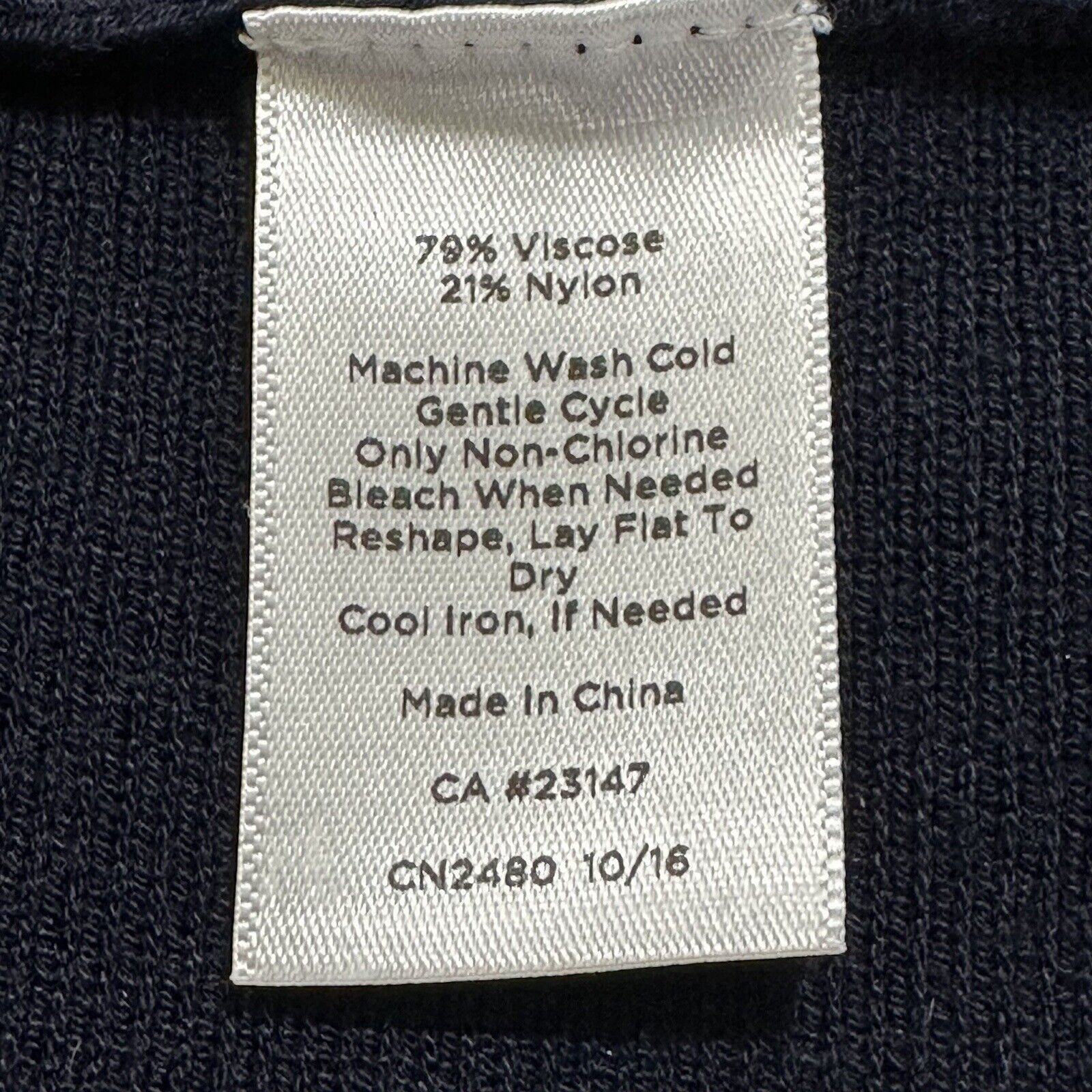Other Talbots 1X Short Sleeve Navy Blue Heavyweight Knit Top Size XL / US 12-14 / IT 48-50 - 4 Thumbnail