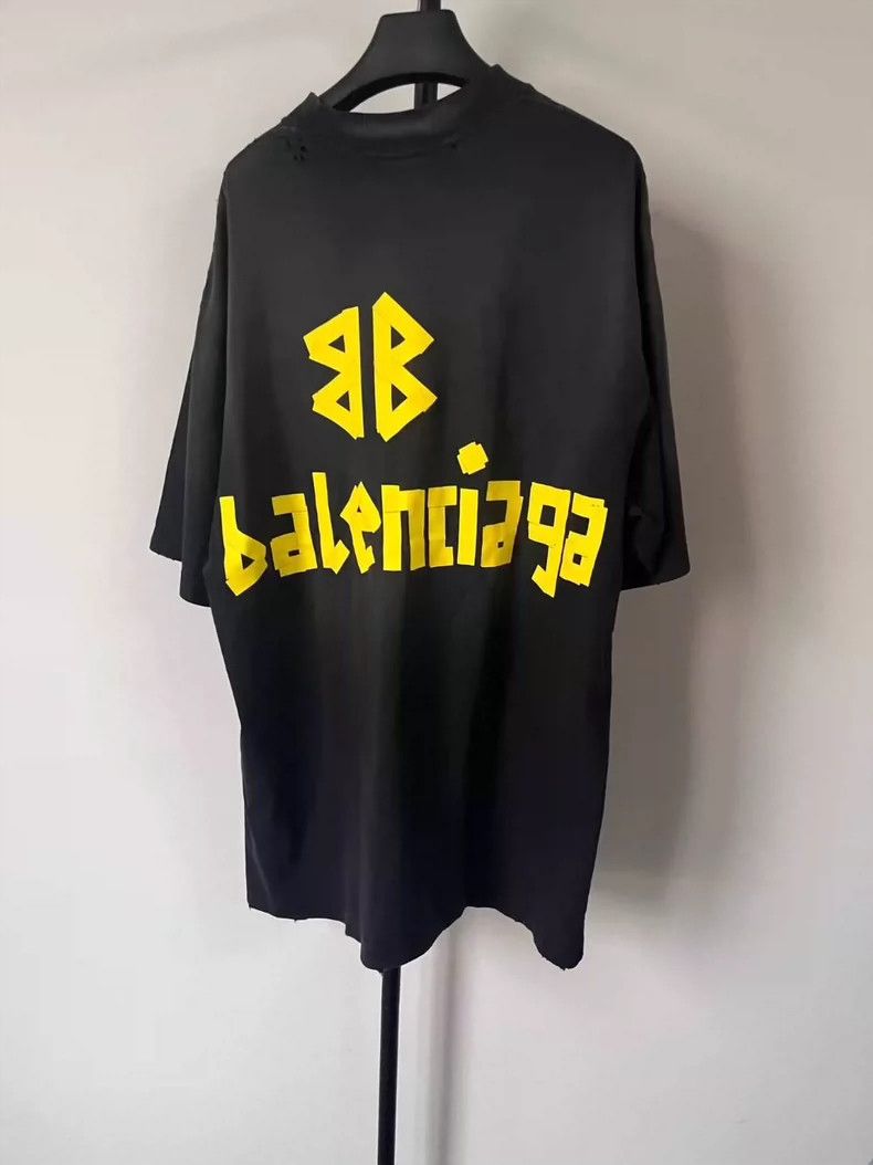Balenciaga Balenciaga Adhesive tape adhesive tape short-sleeved T-shi Size US S / EU 44-46 / 1 - 2 Thumbnail