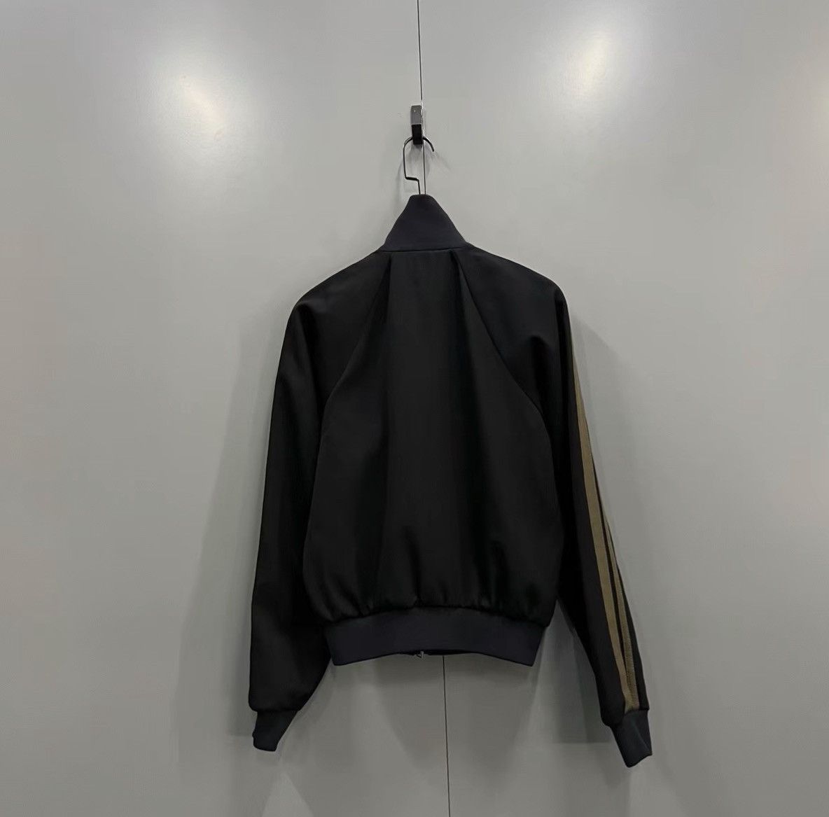 Bottega Veneta Bottega Veneta Side Stripe Zip-Up Jacket J41 Size US XS / EU 42 / 0 - 2 Thumbnail