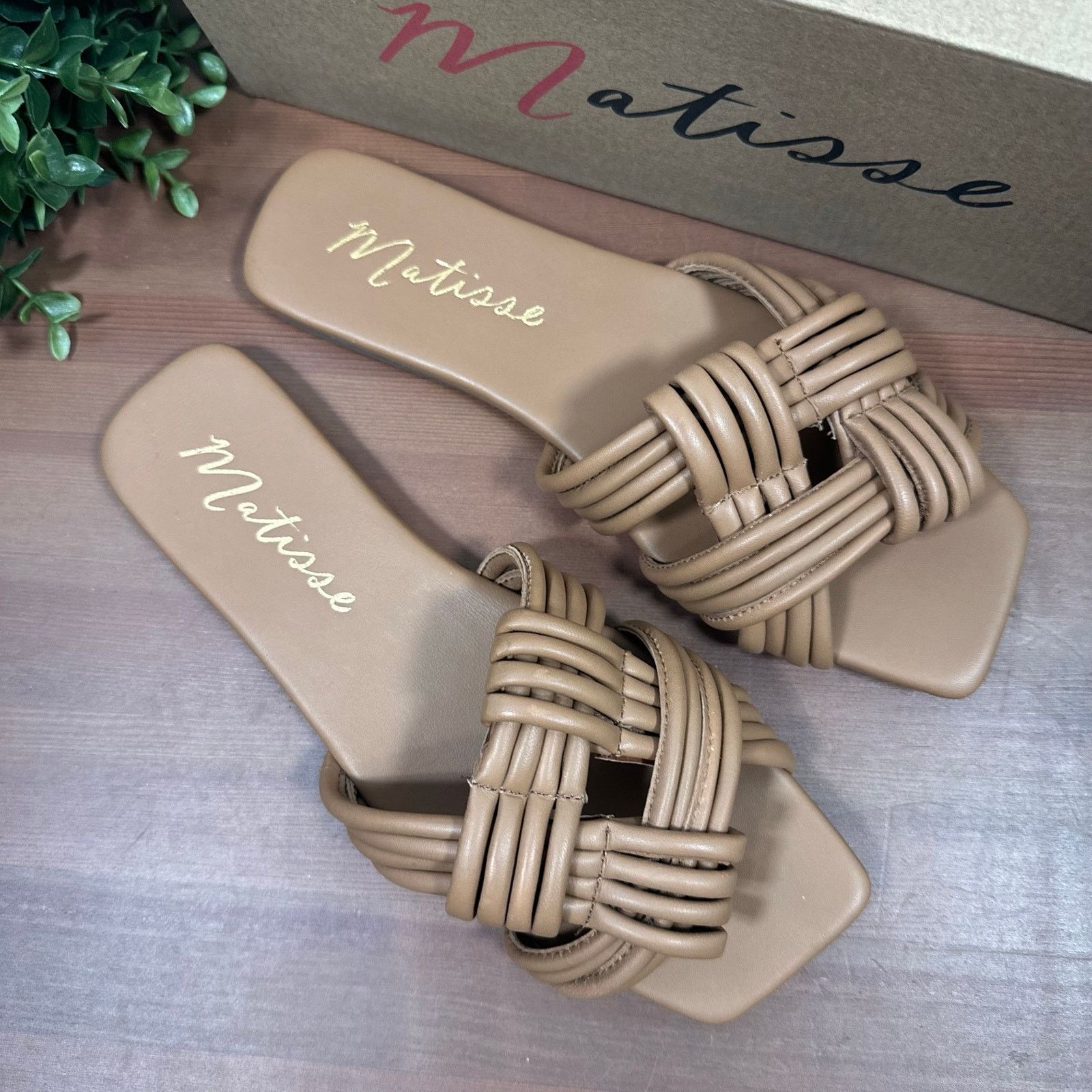 Matisse Matisse Samson Leather Knotted Slide Sandals Tan Size 9 Size US 9 / IT 39 - 1 Thumbnail