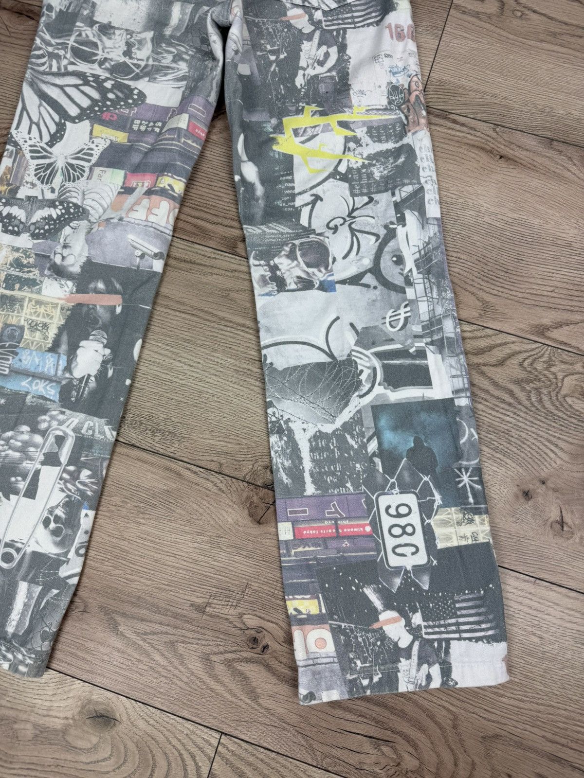 Jaded London Jaded London Graffiti Print Wide Leg skate Pants Jeans 26 28 Size 26" / US 2 / IT 38 - 9 Thumbnail