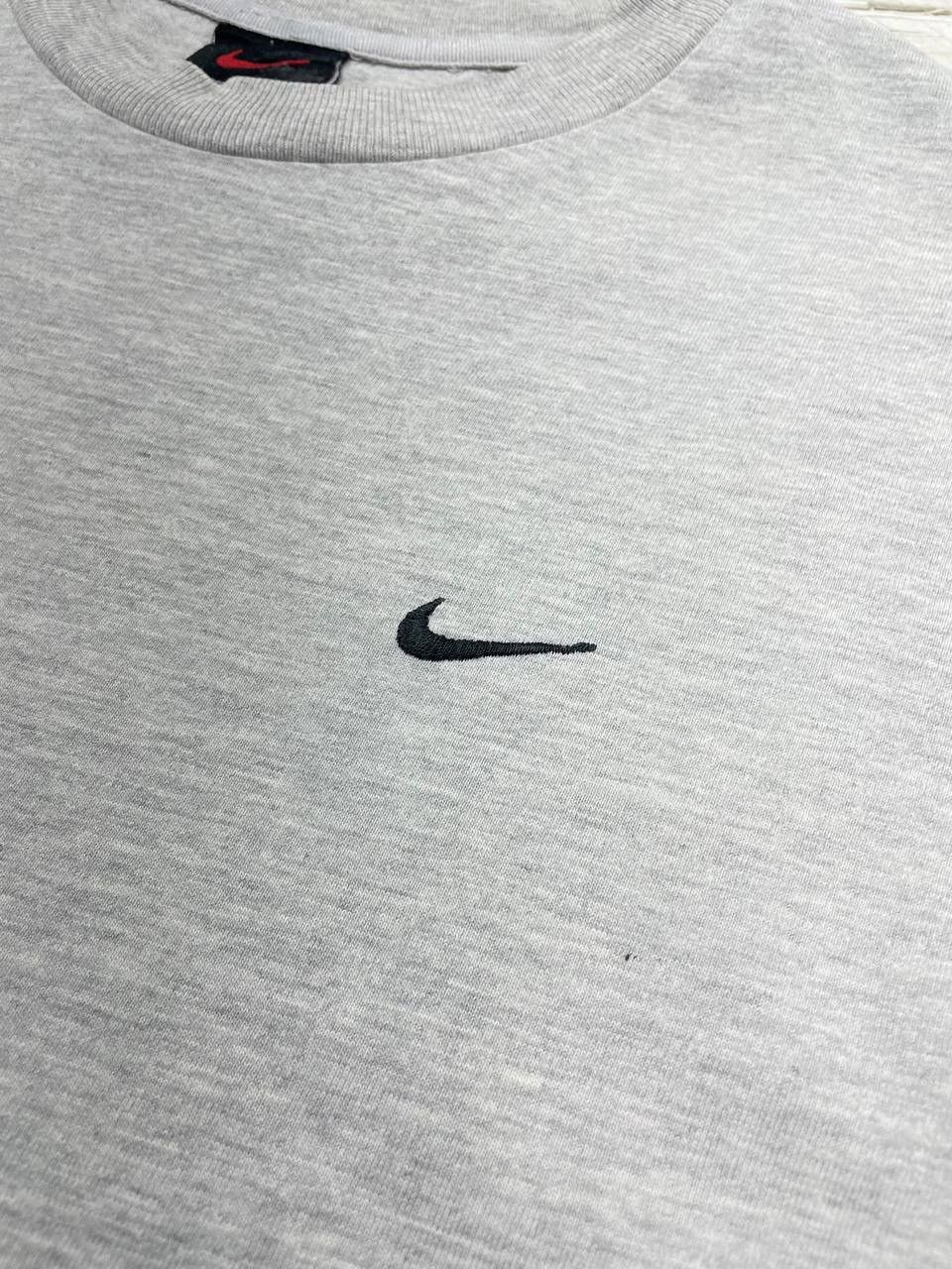 Nike Vintage Nike T-Shirt Mini Swoosh 90s Y2K Size US S / EU 44-46 / 1 - 4 Thumbnail