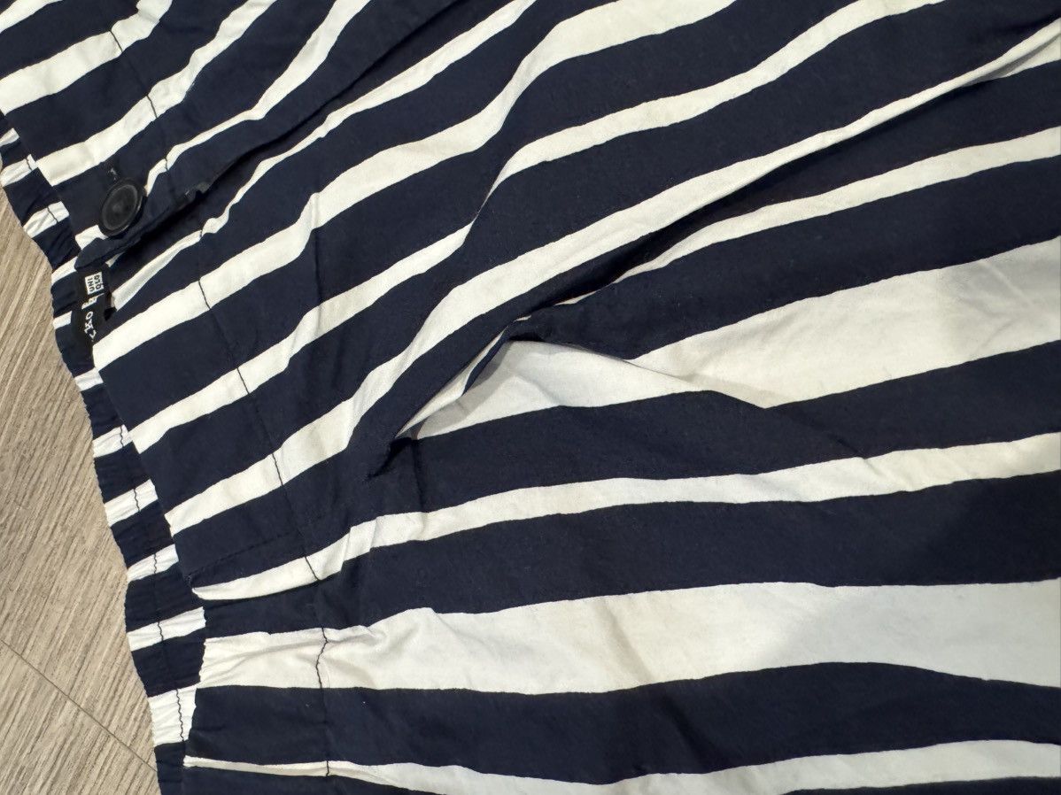Marimekko × Uniqlo Striped Navy and White Shorts Size US 34 / EU 50 - 3 Thumbnail