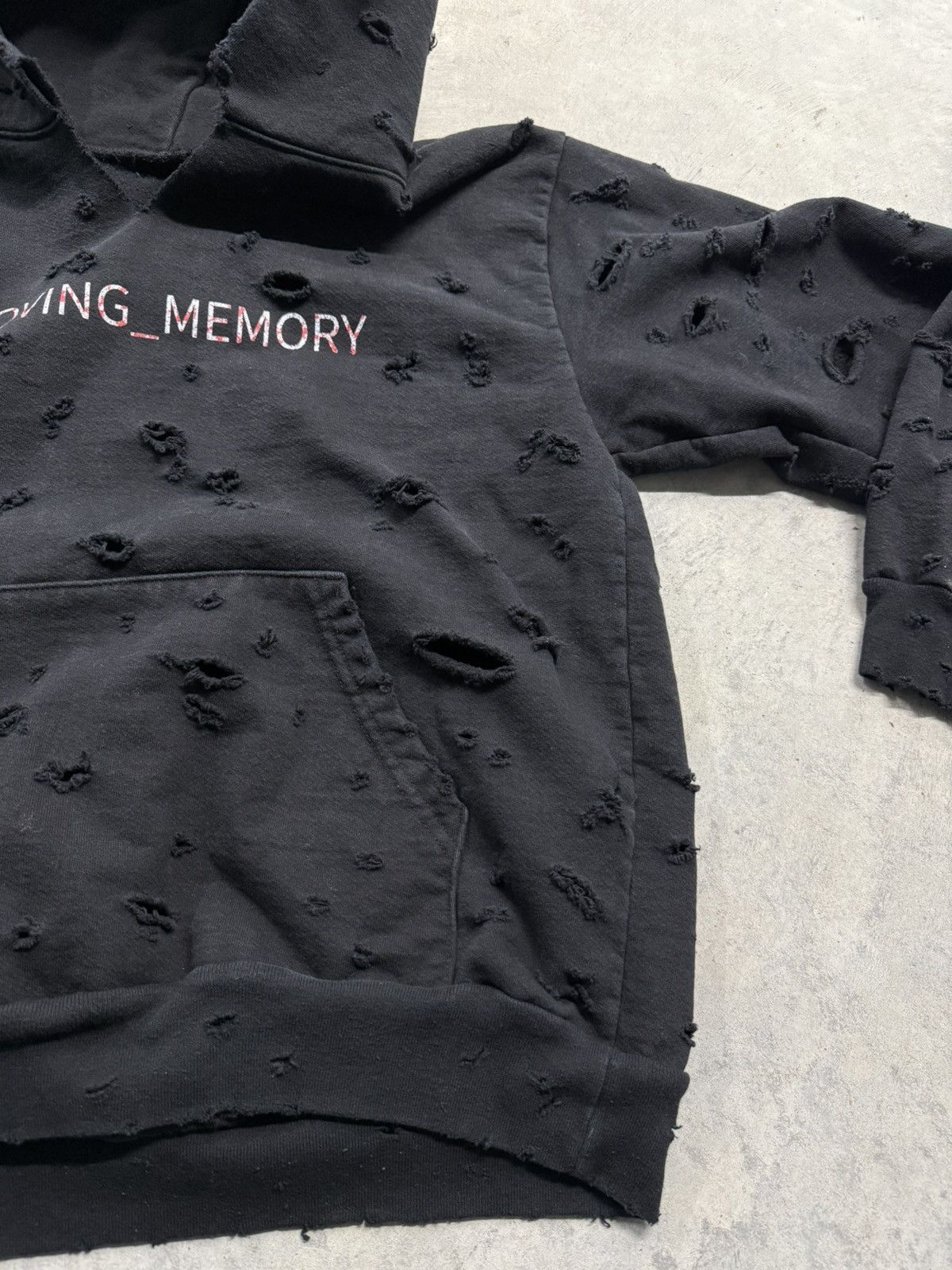 Other In Loving Memory Distressed Blood Logo Hoodie Size US L / EU 52-54 / 3 - 6 Thumbnail
