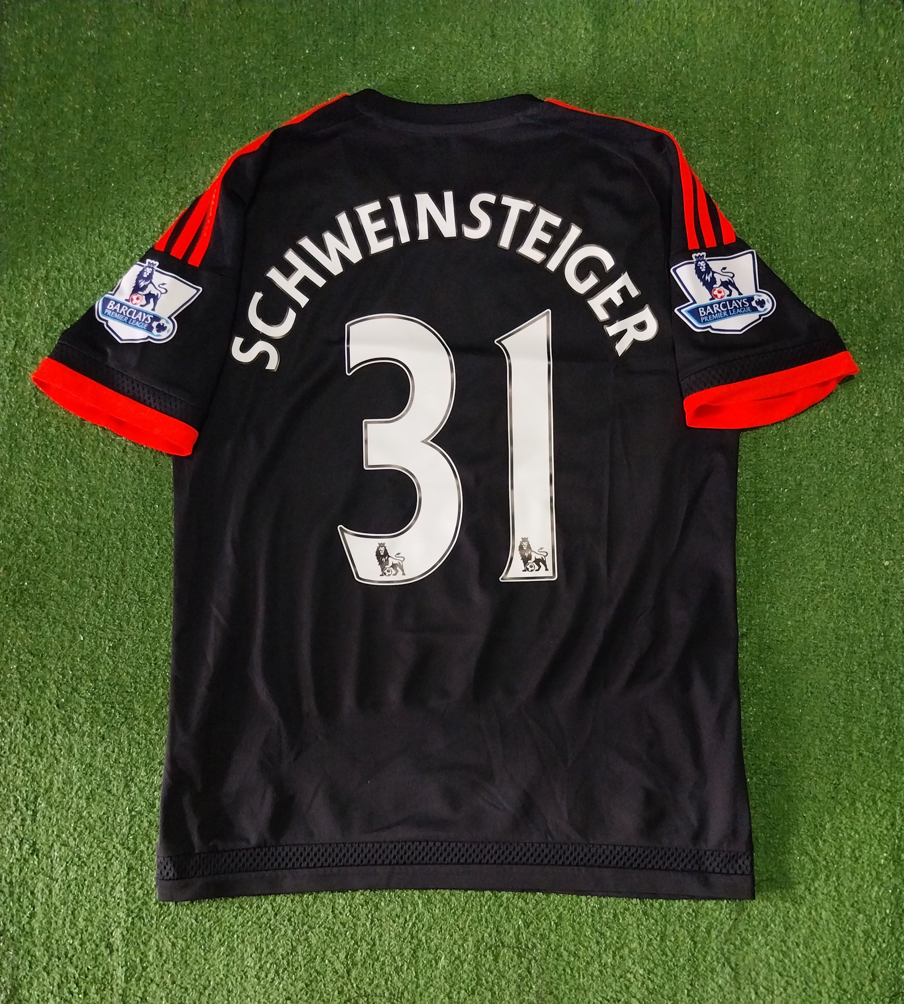 Adidas Manchester united 3rd 15/16 schweinsteiger jersey football Size US M / EU 48-50 / 2 - 2 Thumbnail