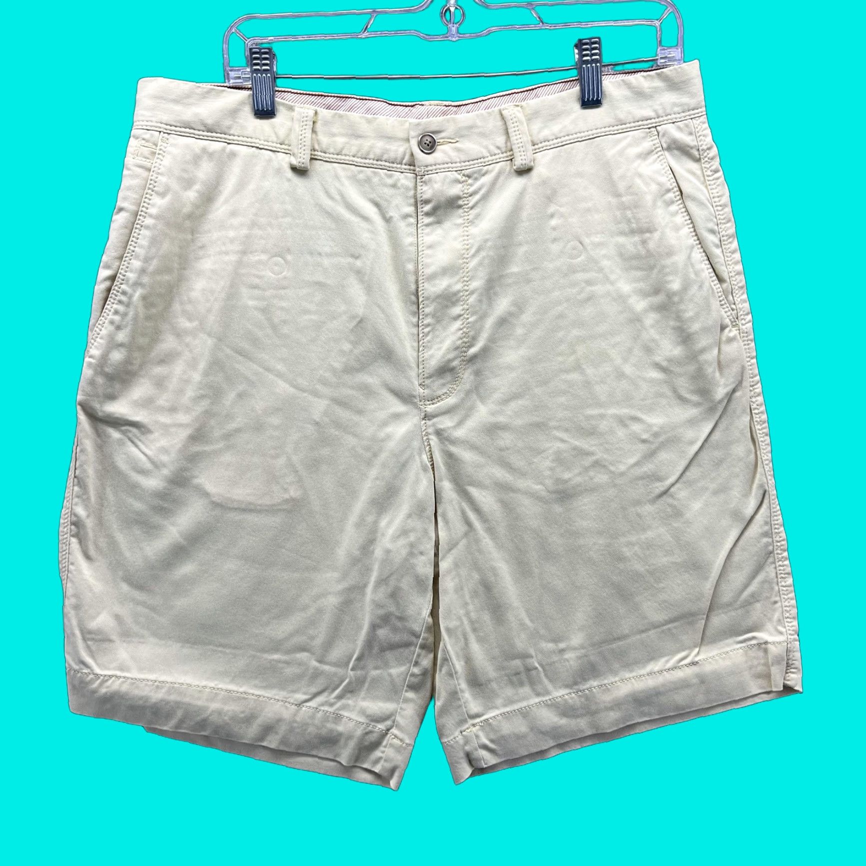 Tommy Bahama Tommy Bahama Shorts Mens 33 Beige Stretch Chino Flat Front Casual 10 Inseam Mens Beige Cotton Lyocell Spandex 33 Inseam Size US 33 - 1 Thumbnail