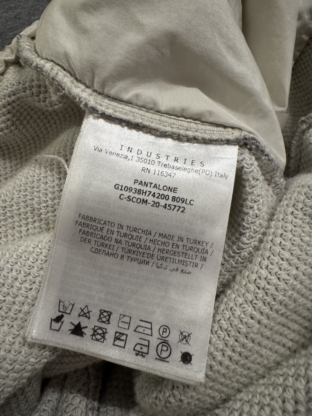 Moncler Moncler Logo Sweatpants Size US 32 / EU 48 - 6 Thumbnail