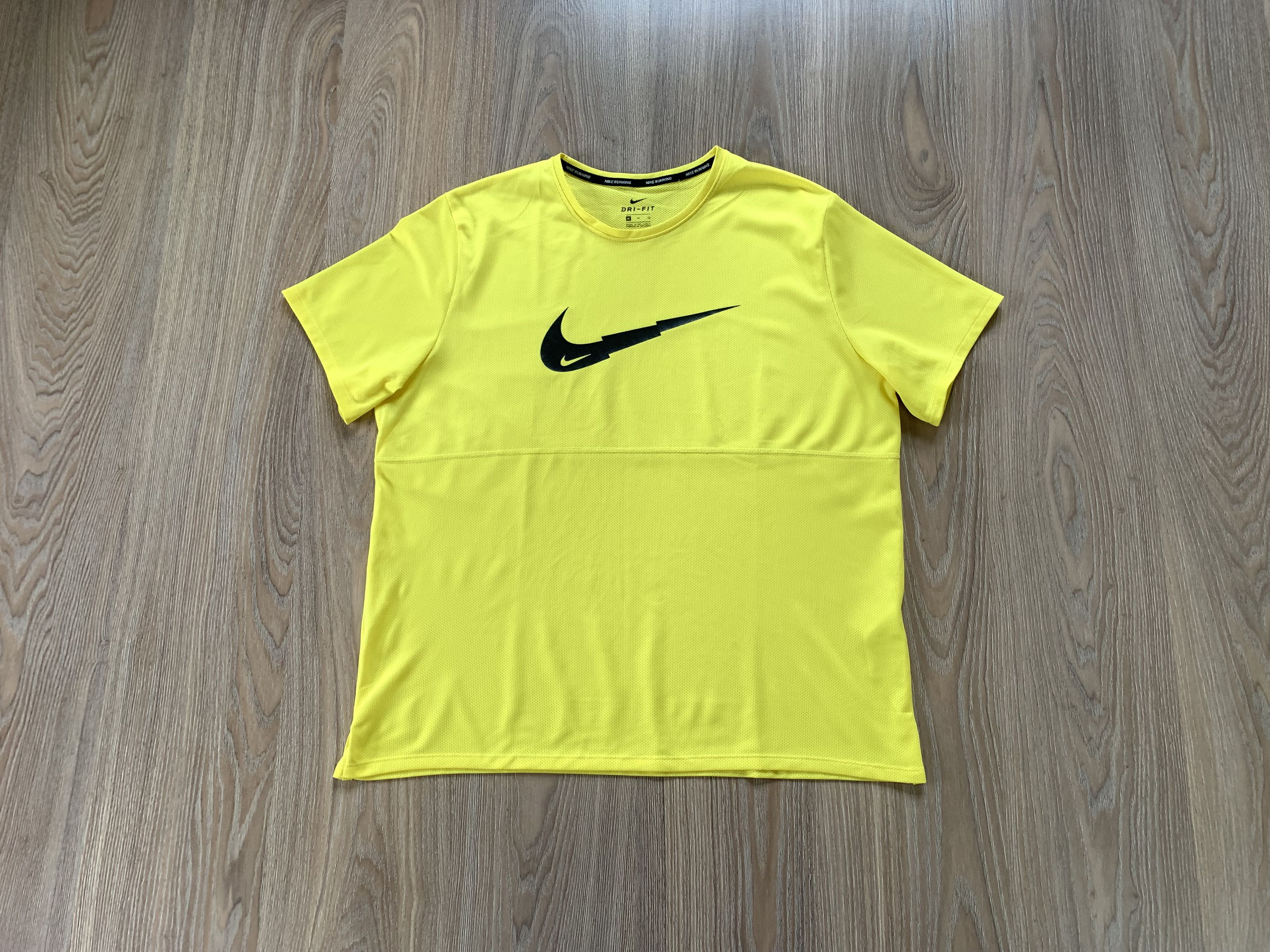Nike Nike Running Dri Fit T Shirt Size US XL / EU 56 / 4 - 1 Thumbnail