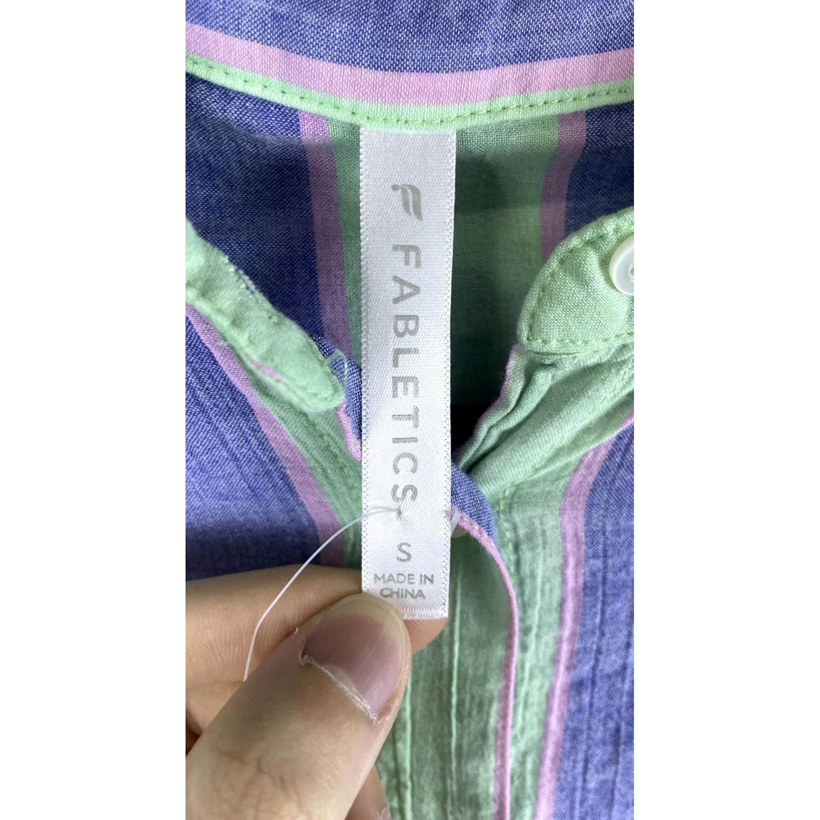 Fabletics Fabletics Shirt Womens Small Multicolor Stripe Button Front Long Sleeve Top Size S / US 4 / IT 40 - 2 Thumbnail