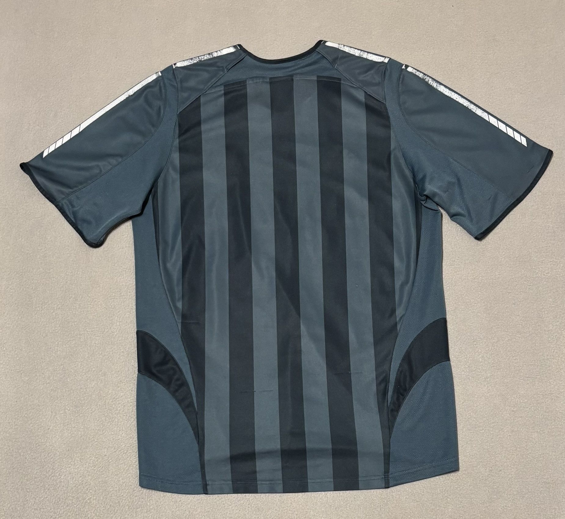 Adidas Newcastle United 2005/2006 Adidas Football Jersey Size M Size US M / EU 48-50 / 2 - 10 Thumbnail
